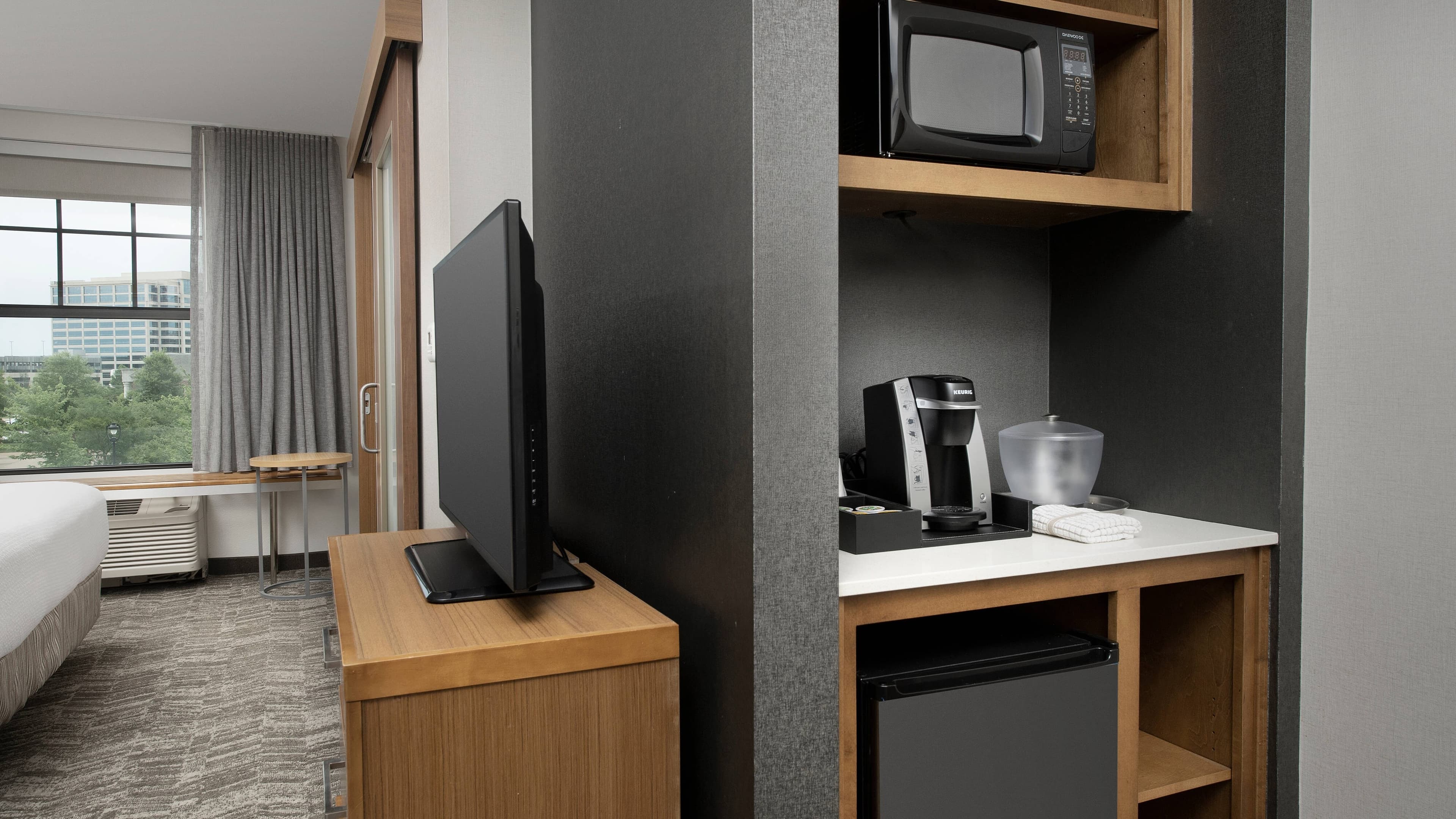 Studio - Image 3