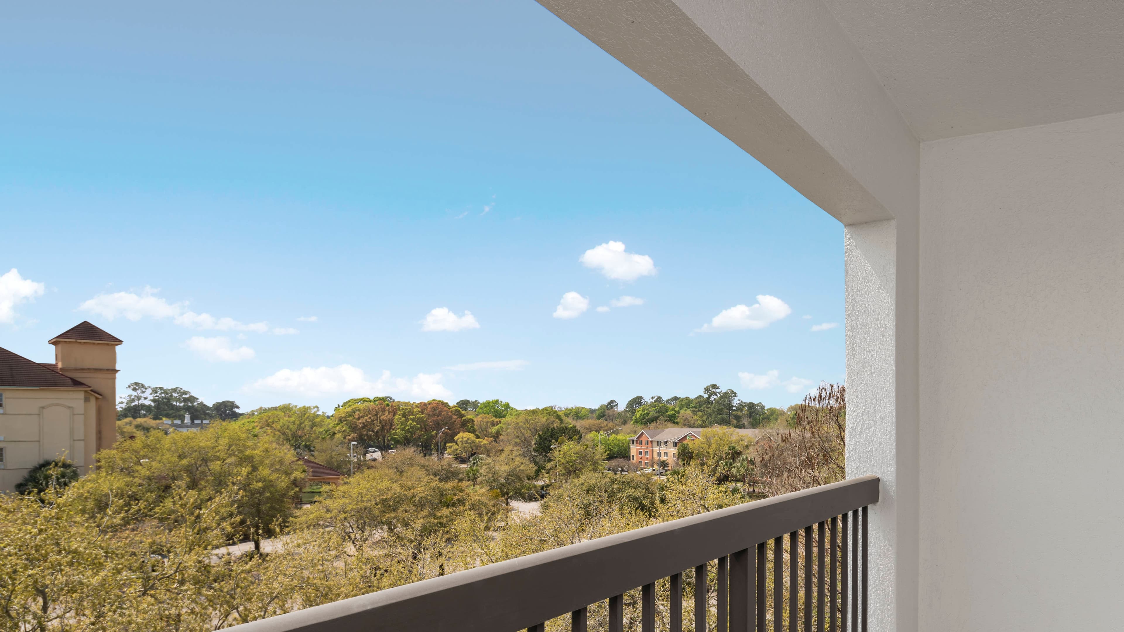 Courtyard Jacksonville Butler Boulevard — 11