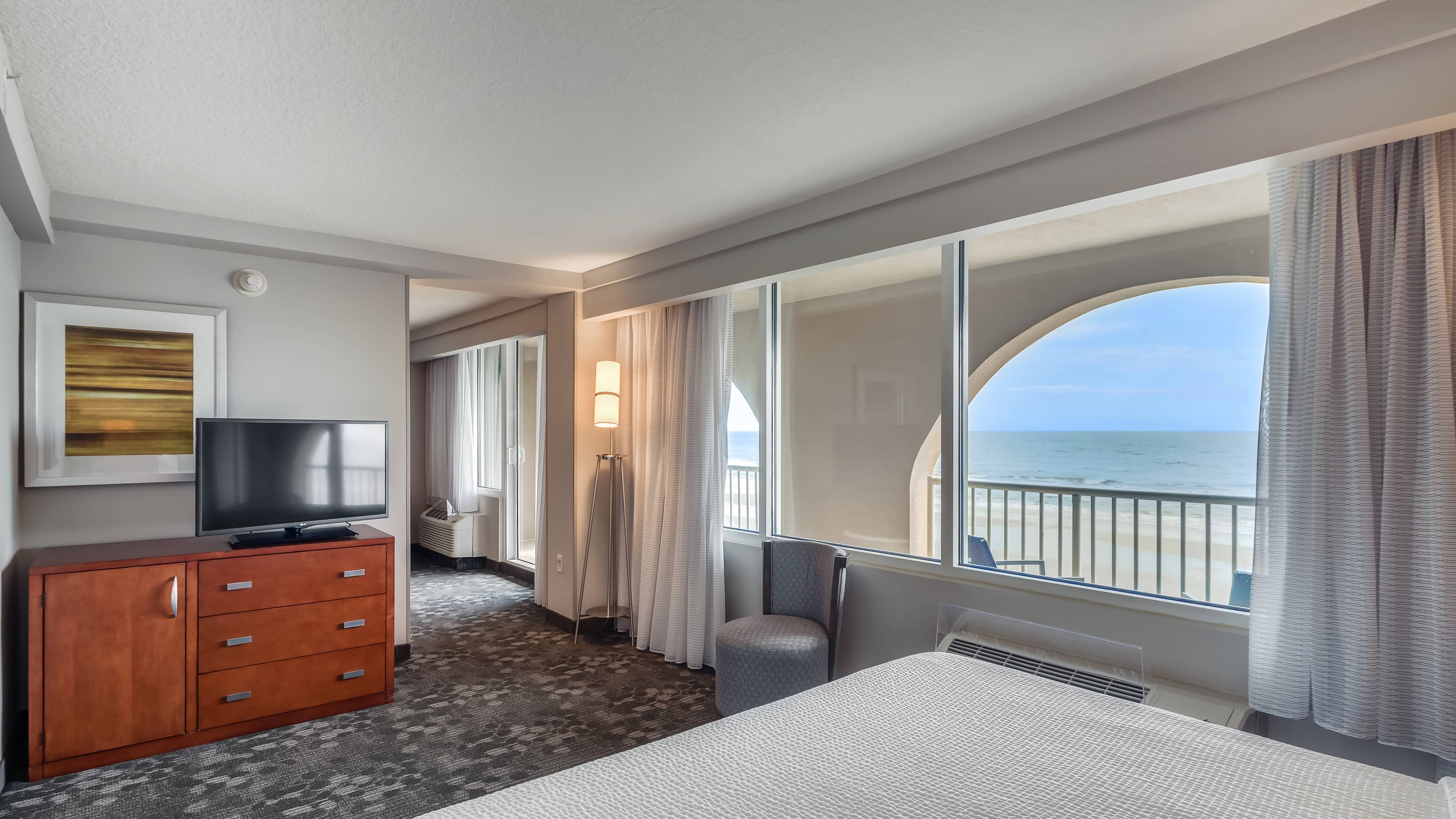 Courtyard Jacksonville Beach Oceanfront — 25