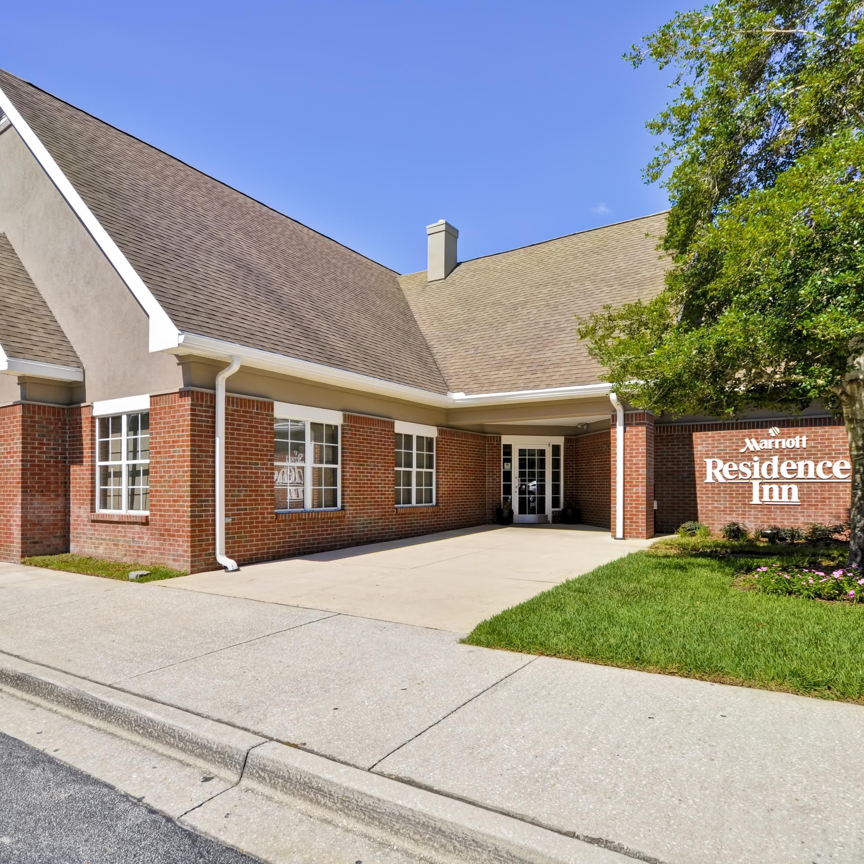 Residence Inn Jacksonville Airport - Image 1