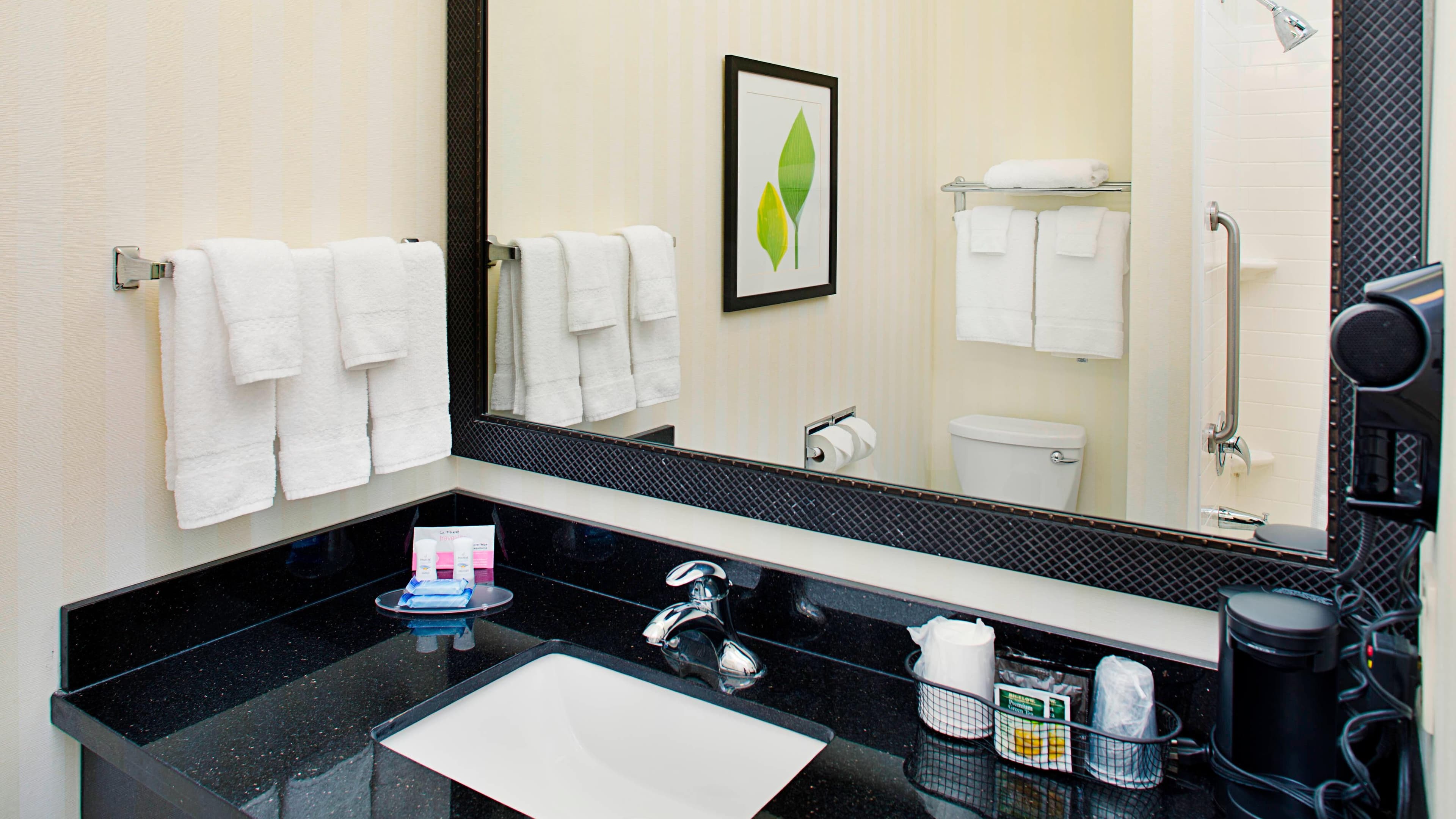 Fairfield Inn & Suites Jonesboro - Image 3