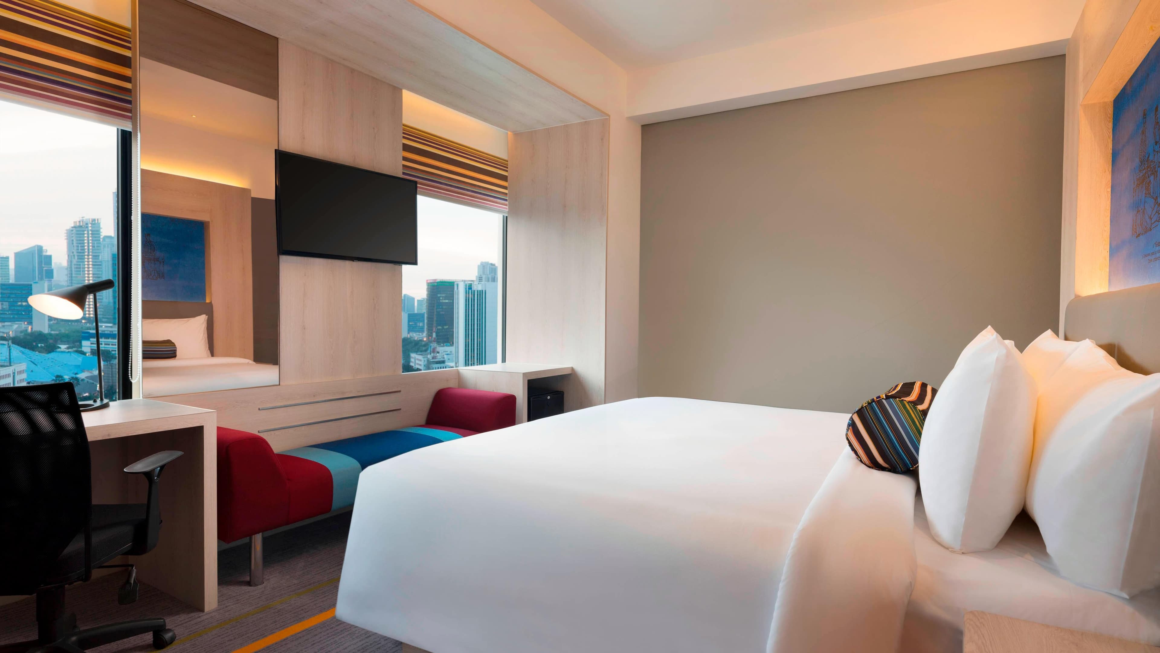 Aloft Jakarta Wahid Hasyim - Image 4
