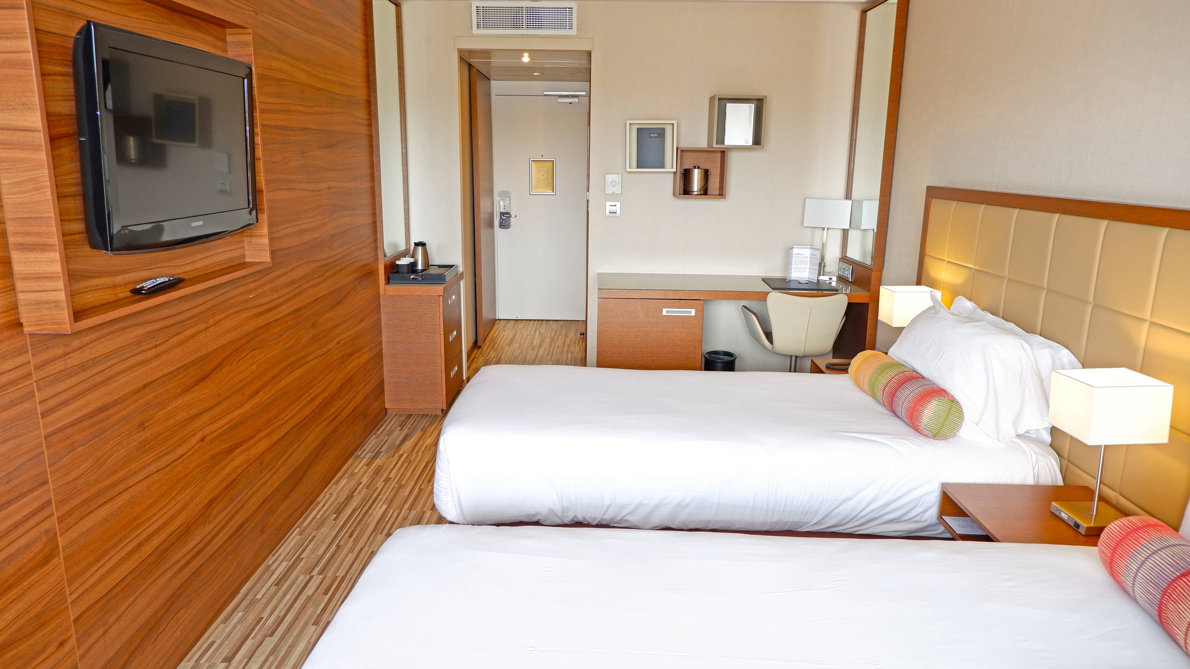 AC Hotel Ambassadeur Antibes- Juan les Pins — 9