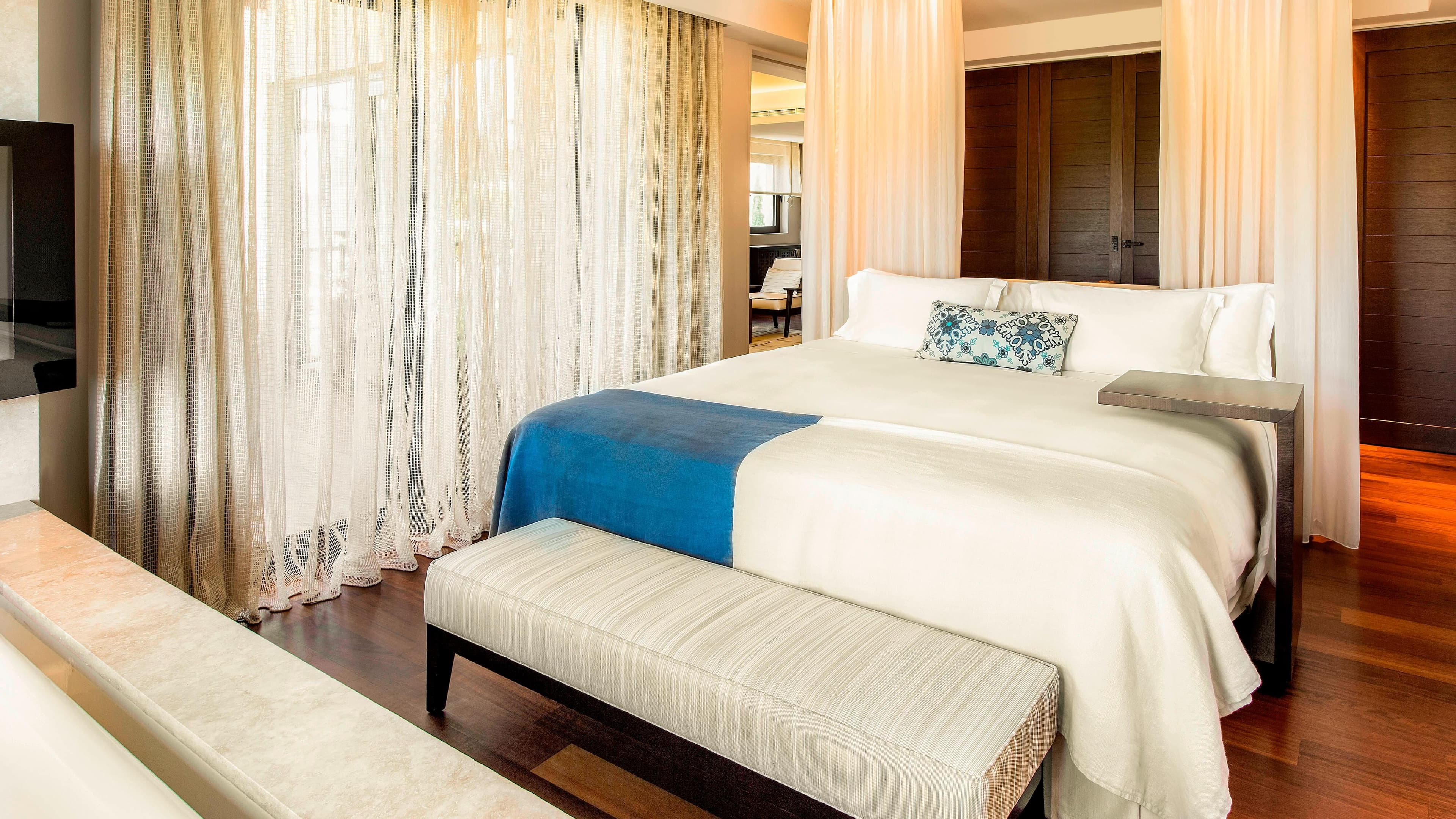 The Romanos, a Luxury Collection Resort, Costa Navarino — 33