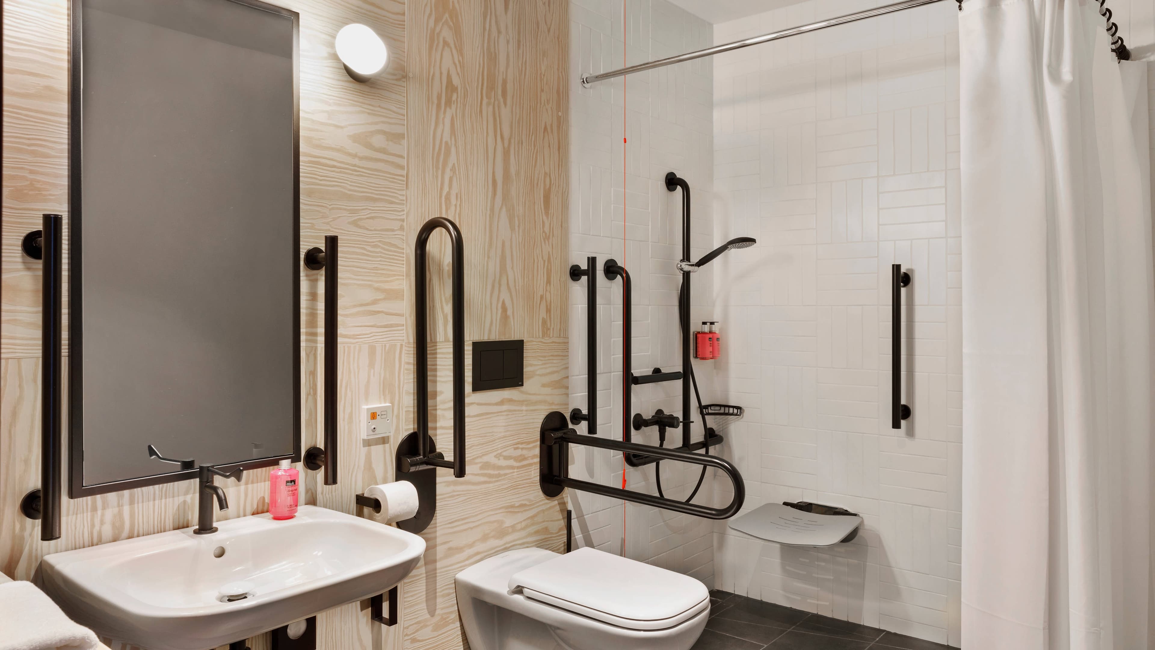 Moxy Kaunas Center - Image 5