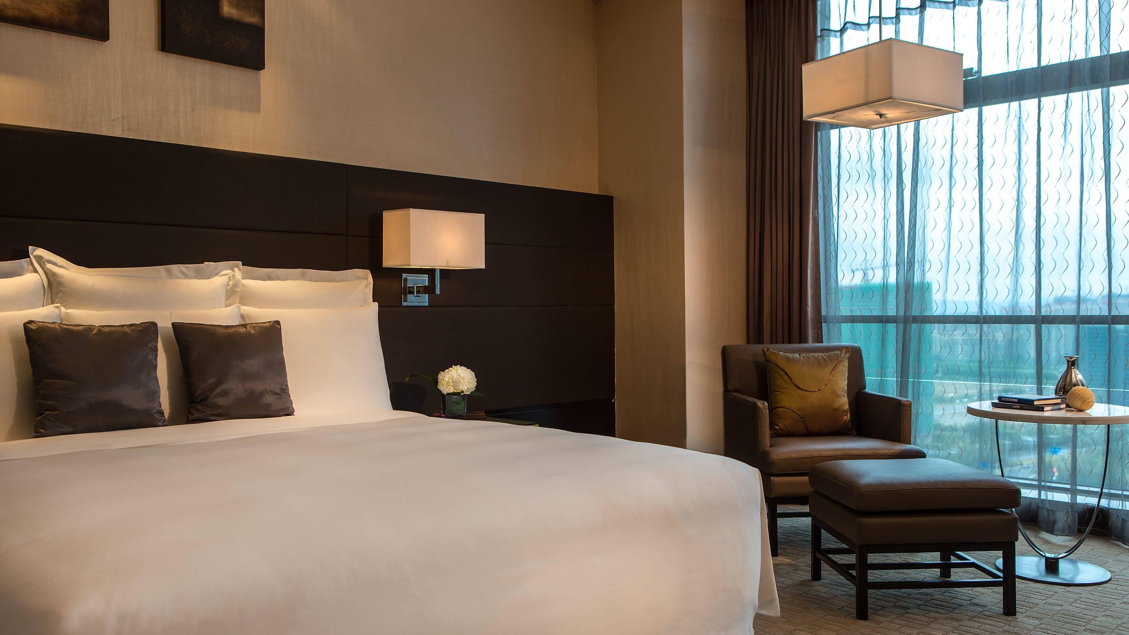Renaissance Guiyang Hotel - Image 3