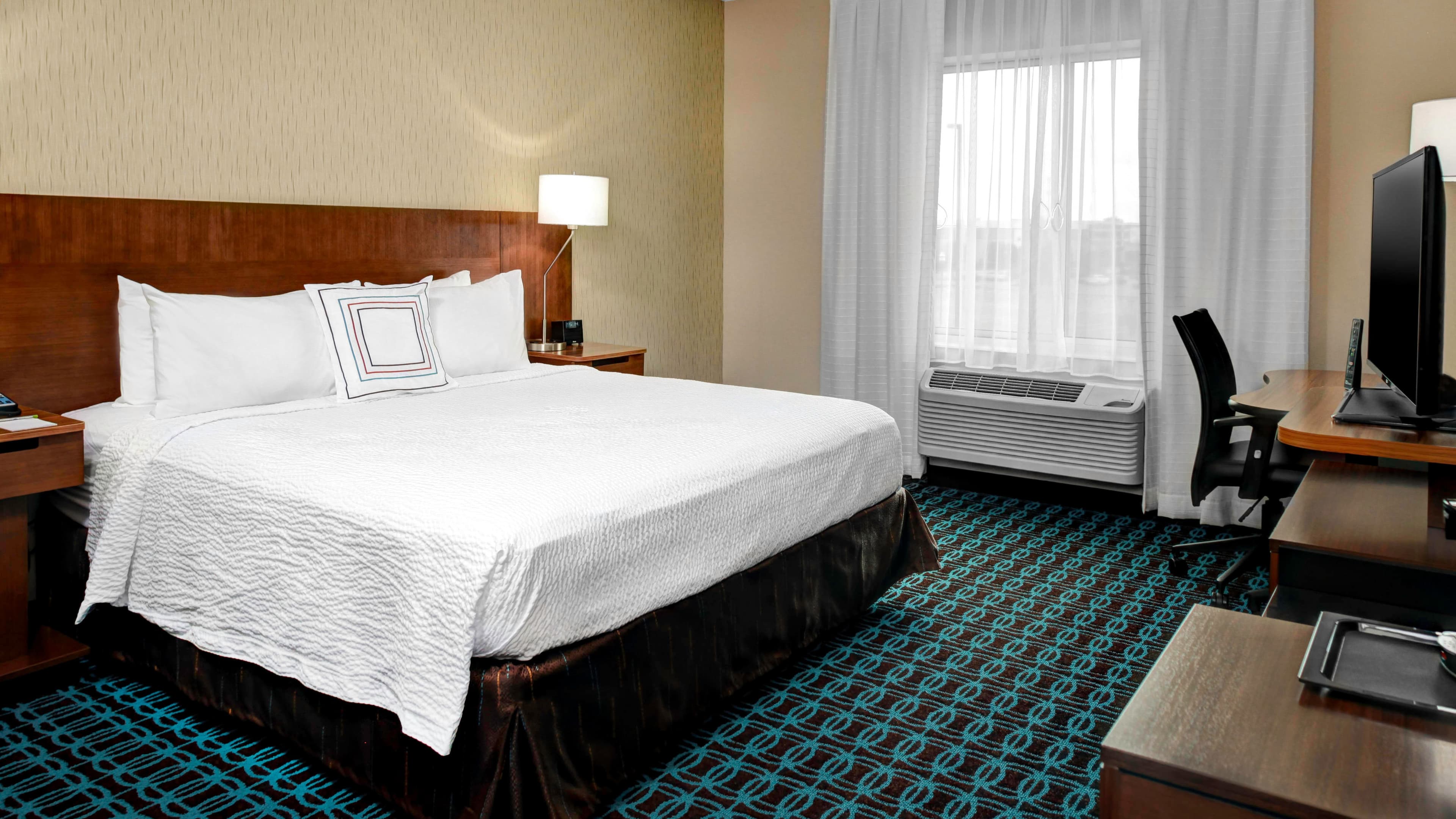 Fairfield Inn & Suites Lansing at Eastwood - Image 2