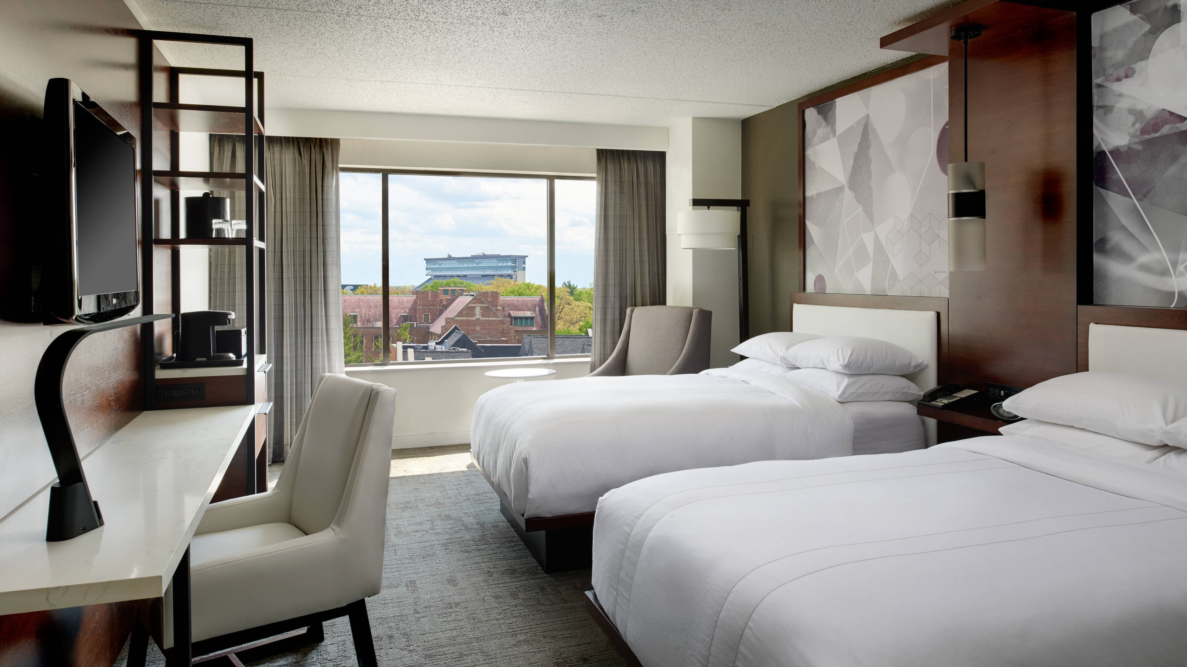 Marriott East Lansing at University Place - Image 2