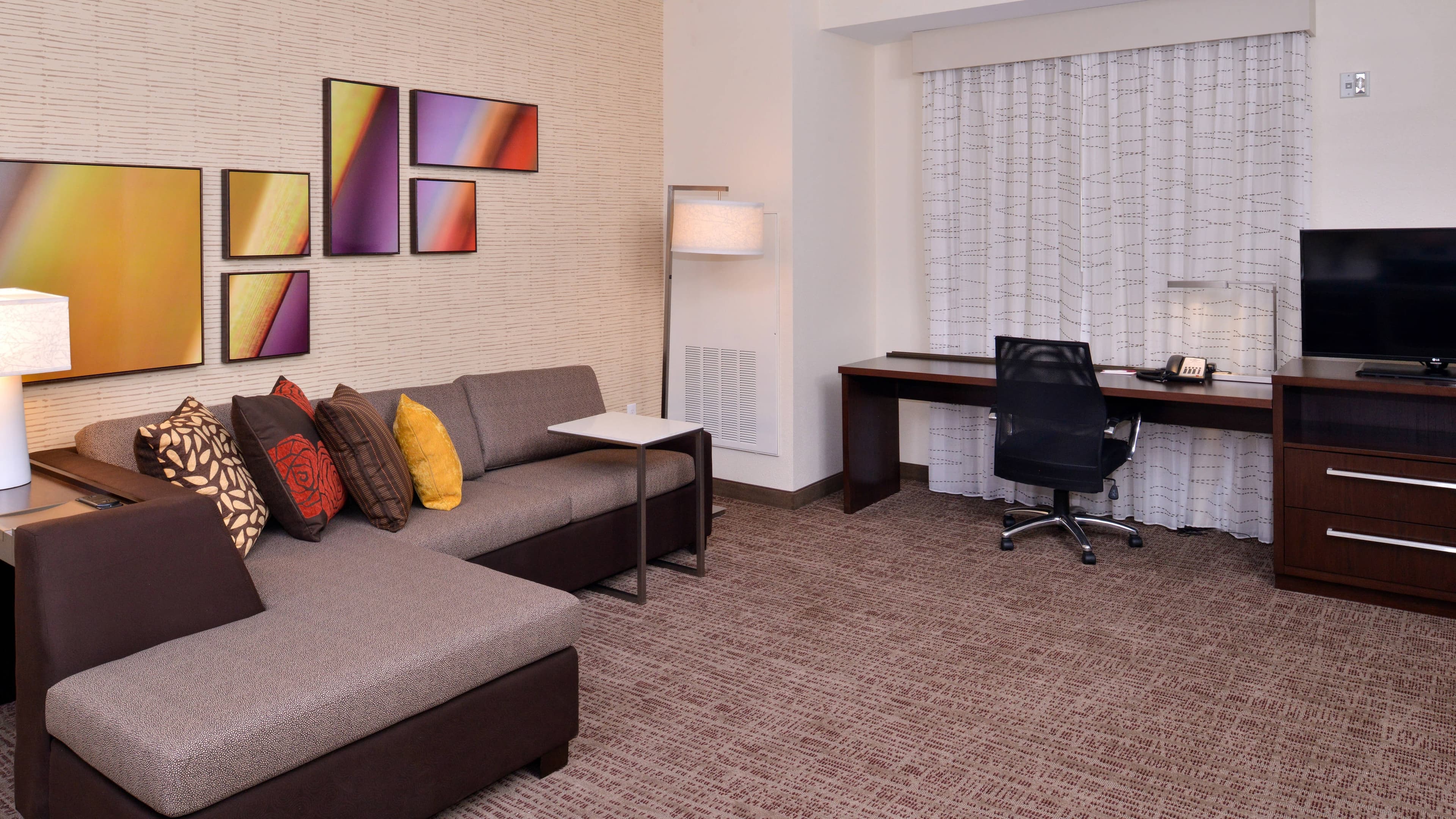 Residence Inn East Lansing - Image 2