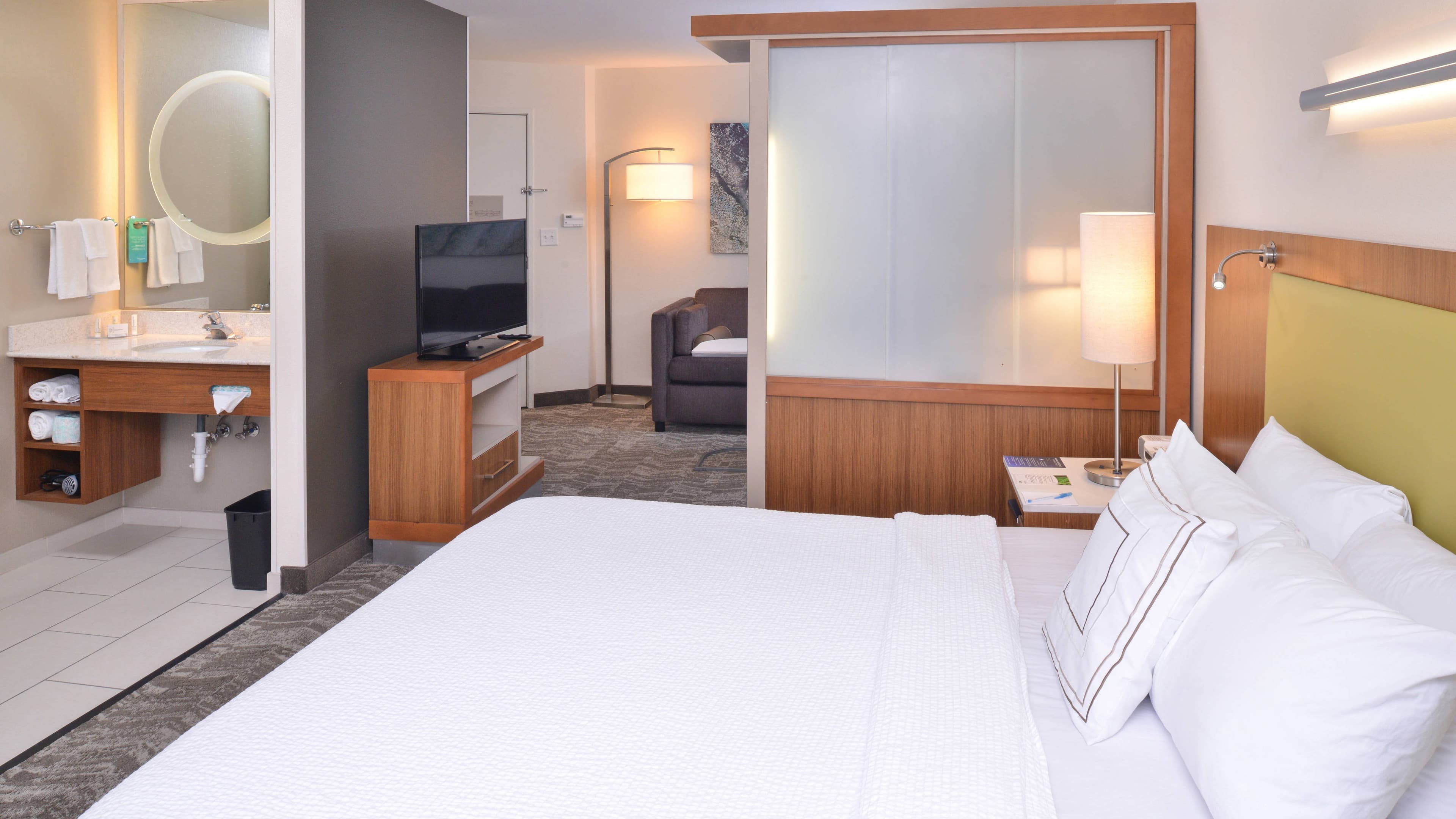 Holiday Inn Express & Suites Henderson South - Boulder City — 10