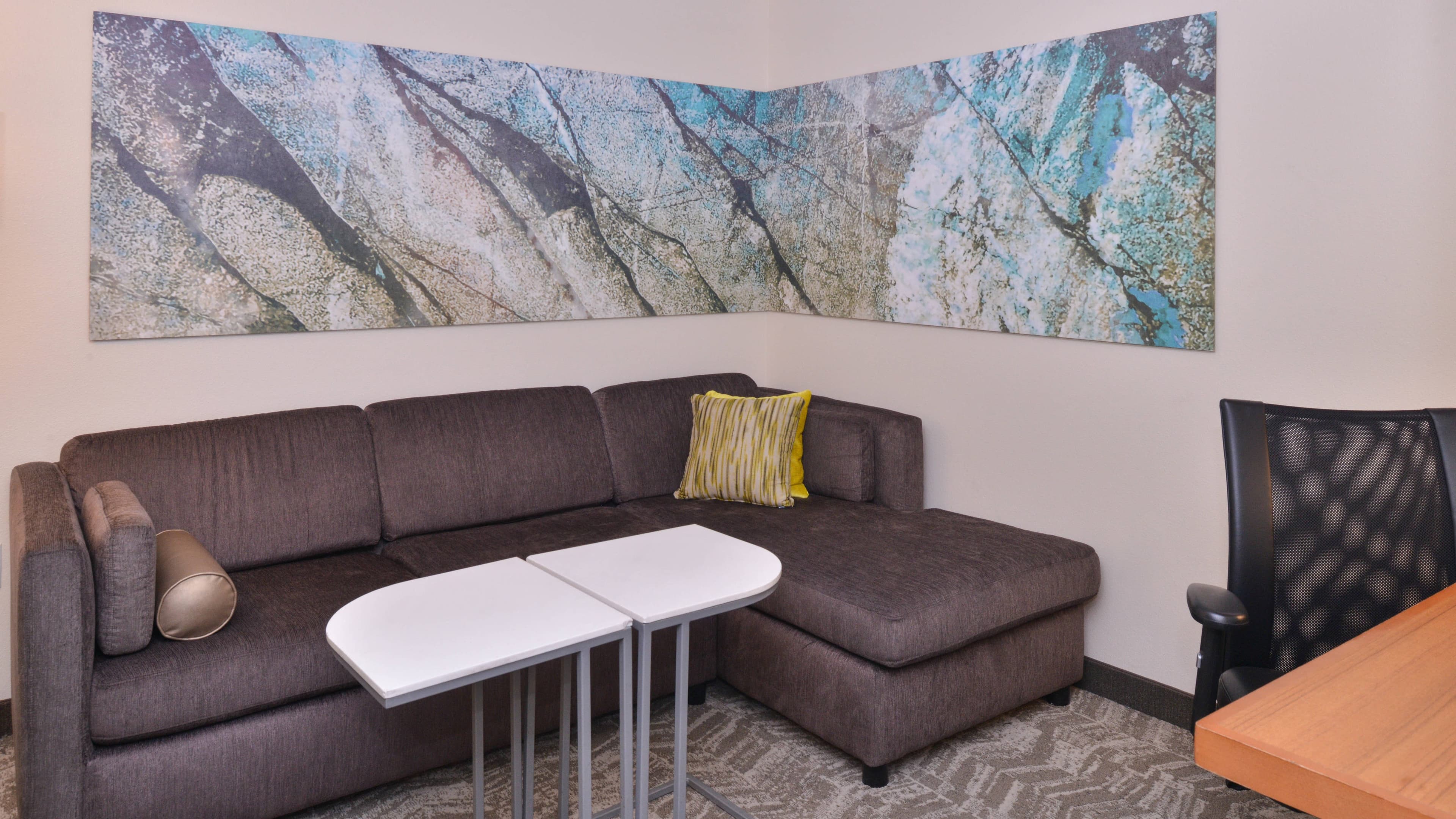 Holiday Inn Express & Suites Henderson South - Boulder City — 12