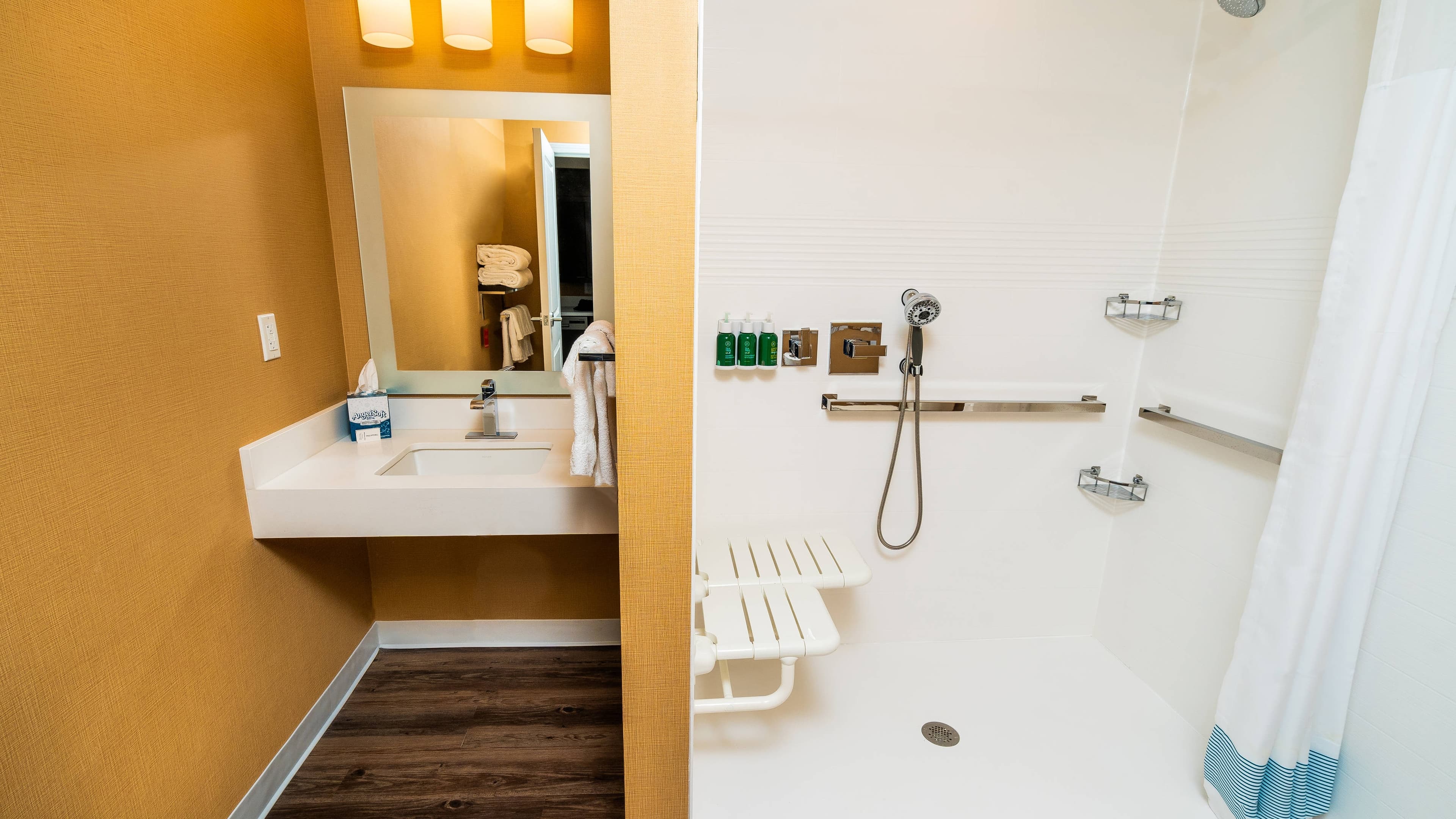 Studio Suite - Image 6