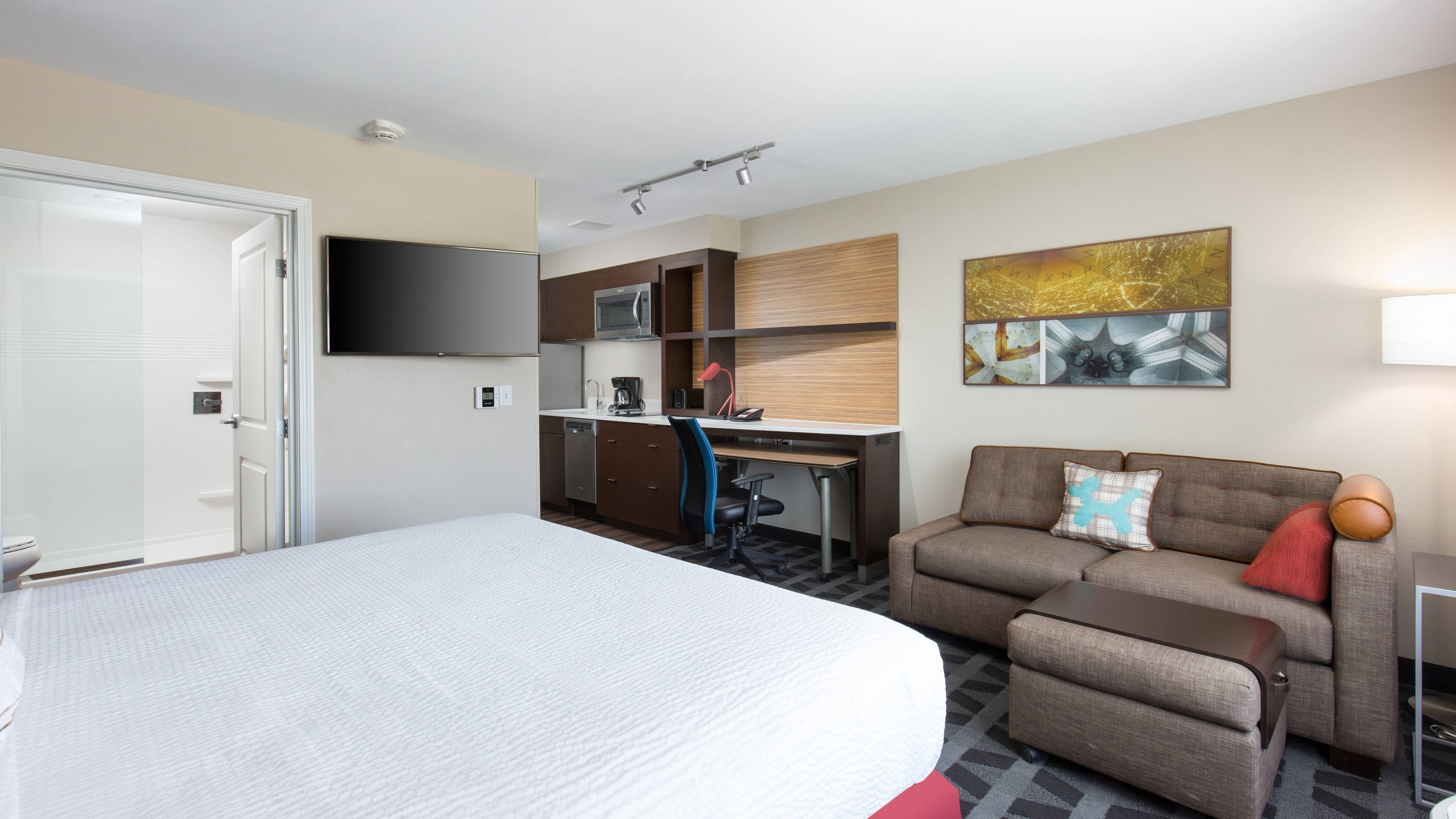 TownePlace Suites Las Vegas Stadium District - Image 4