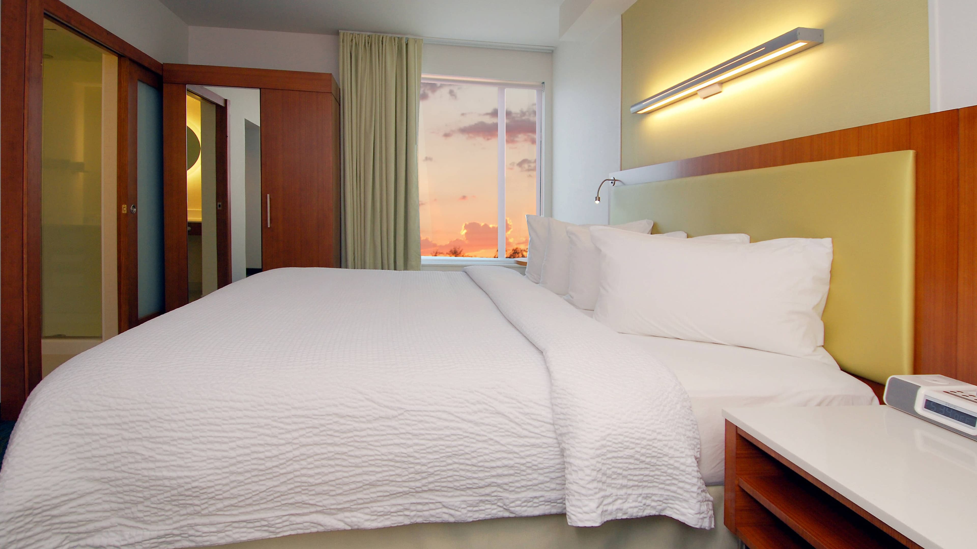 SpringHill Suites Las Vegas North Speedway - Image 3