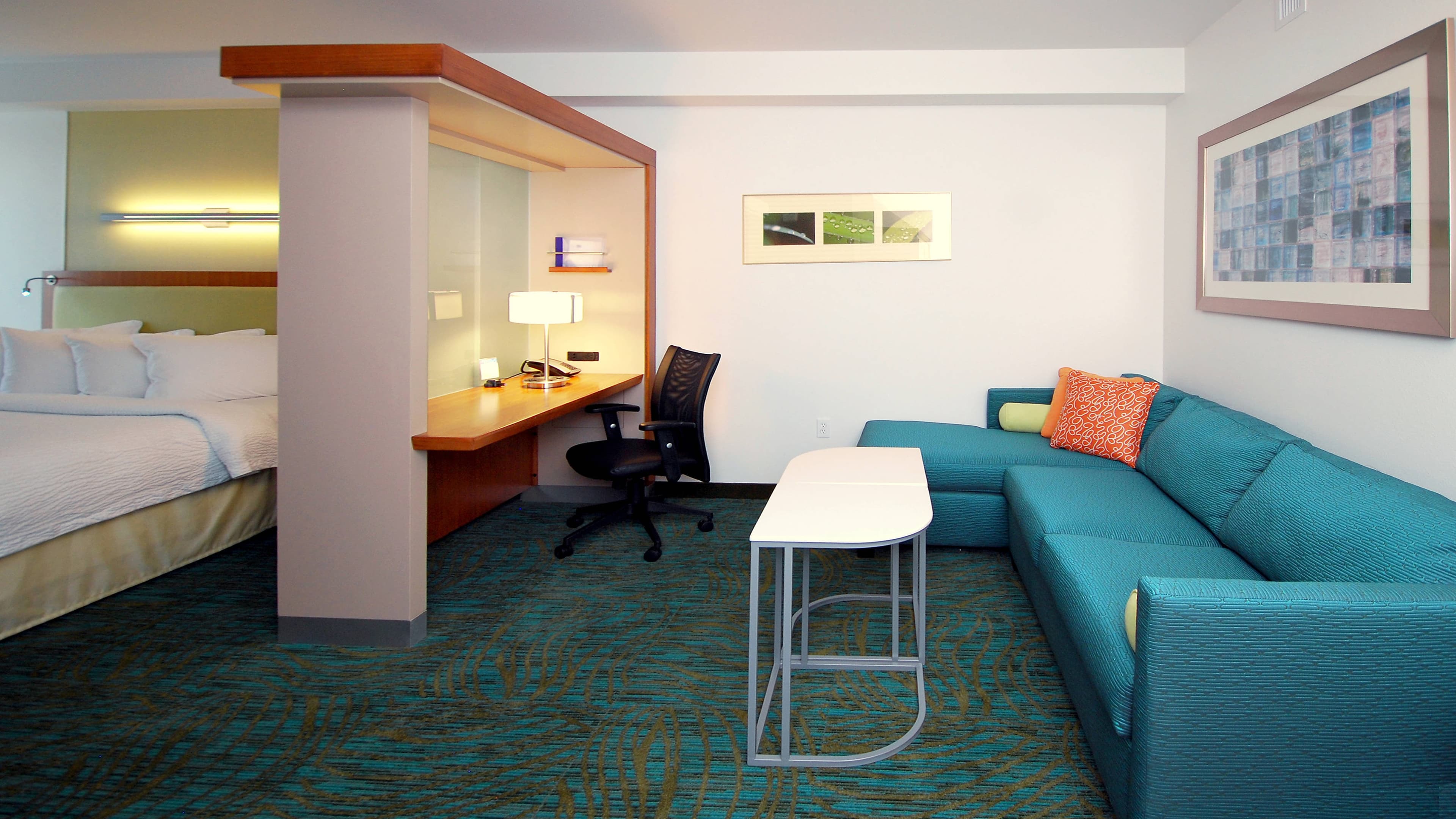 SpringHill Suites Las Vegas North Speedway - Image 4