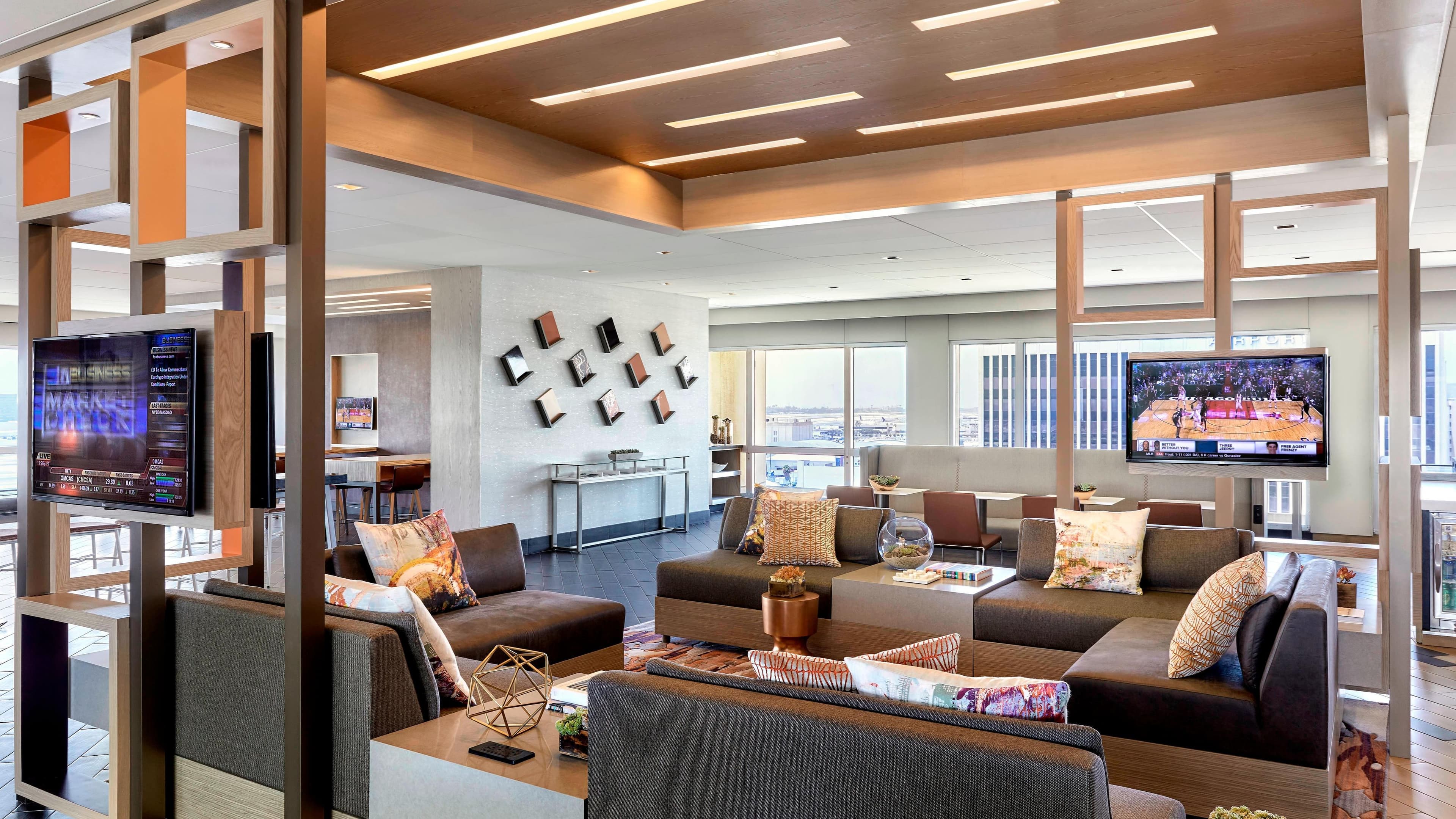 Los Angeles Airport Marriott — 9