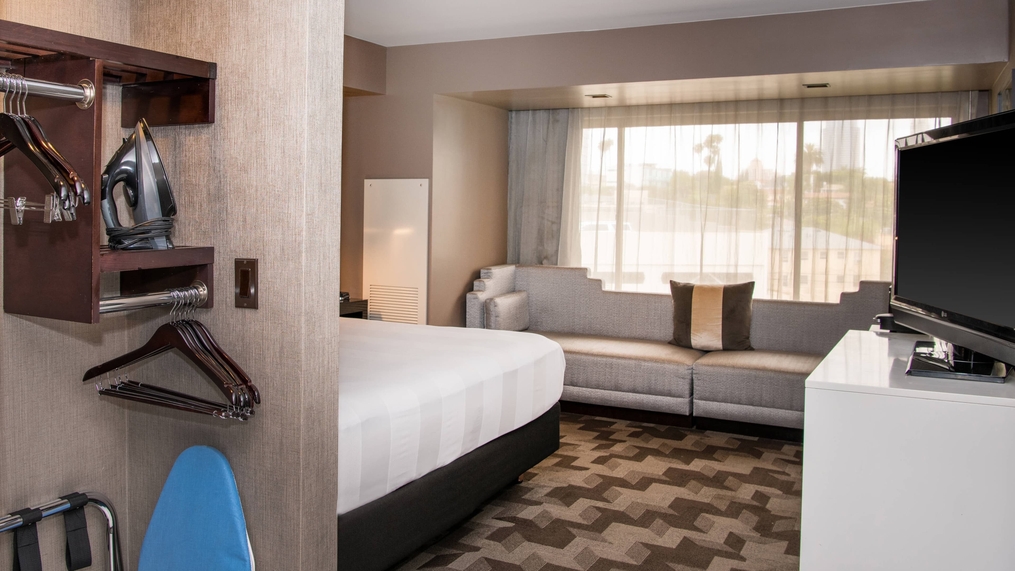 Beverly Hills Marriott — 33