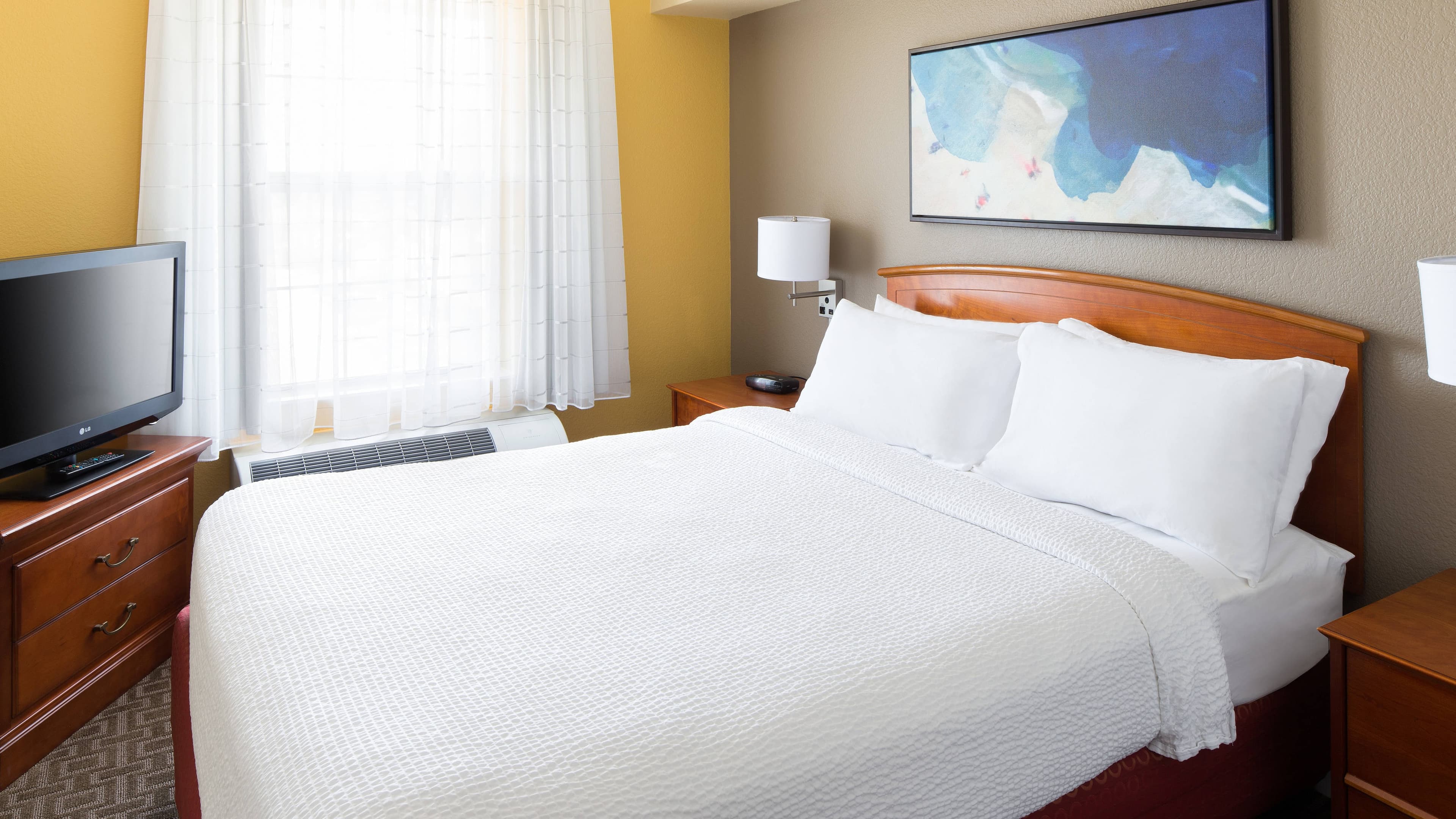TownePlace Suites Los Angeles LAX/Manhattan Beach - Image 3