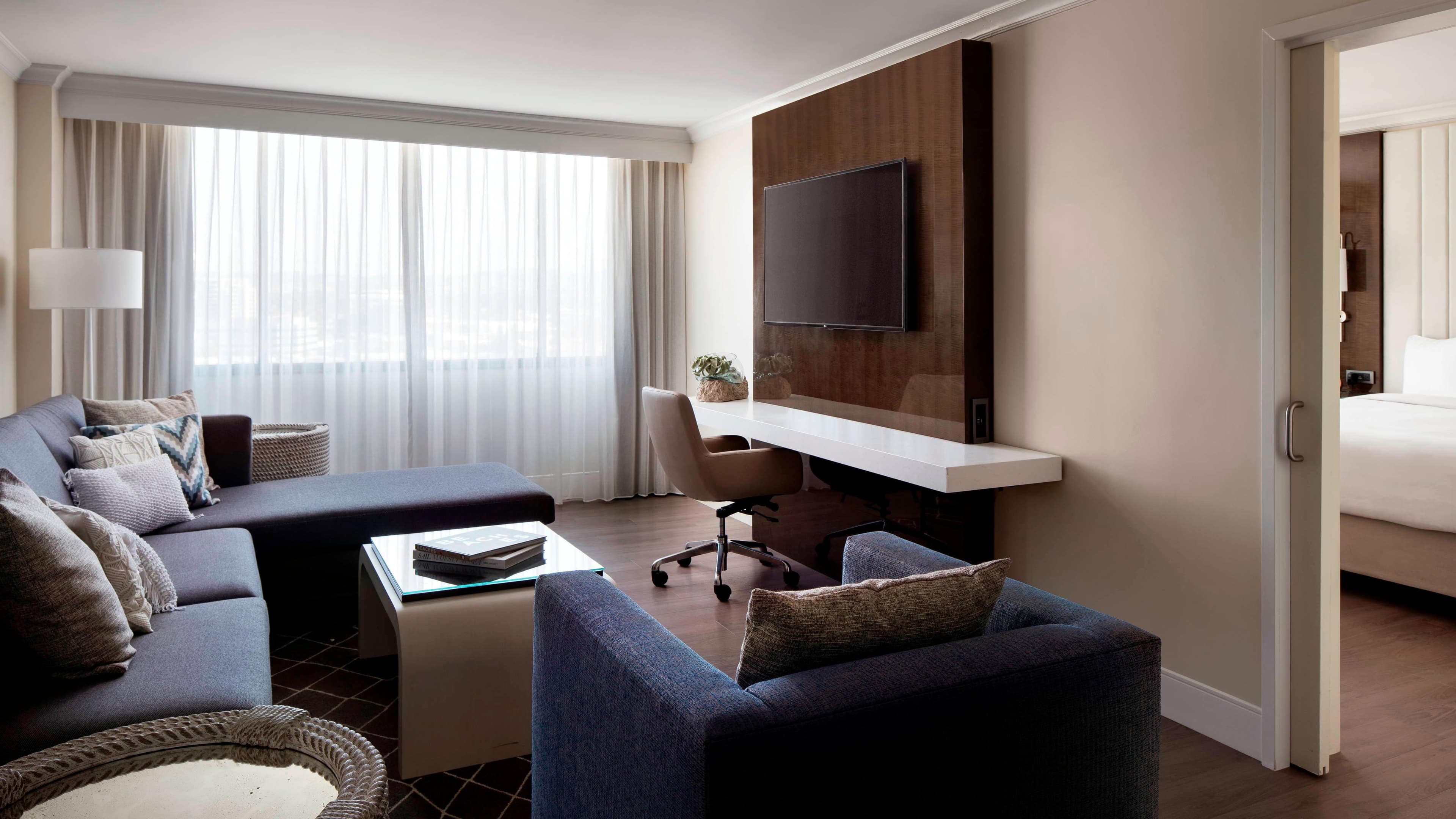 Irvine Marriott — 30