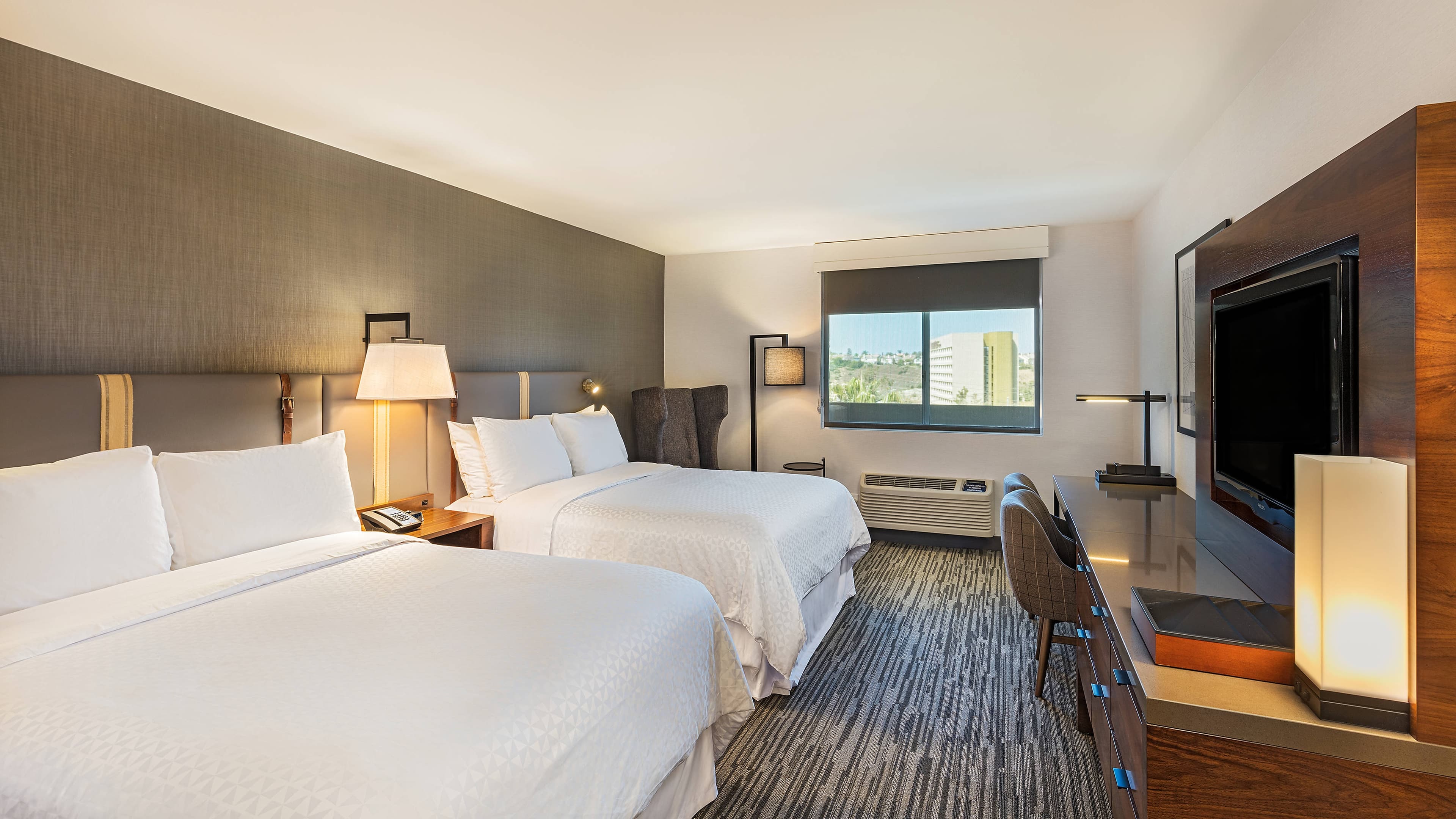 Four Points by Sheraton Los Angeles Westside - Image 5