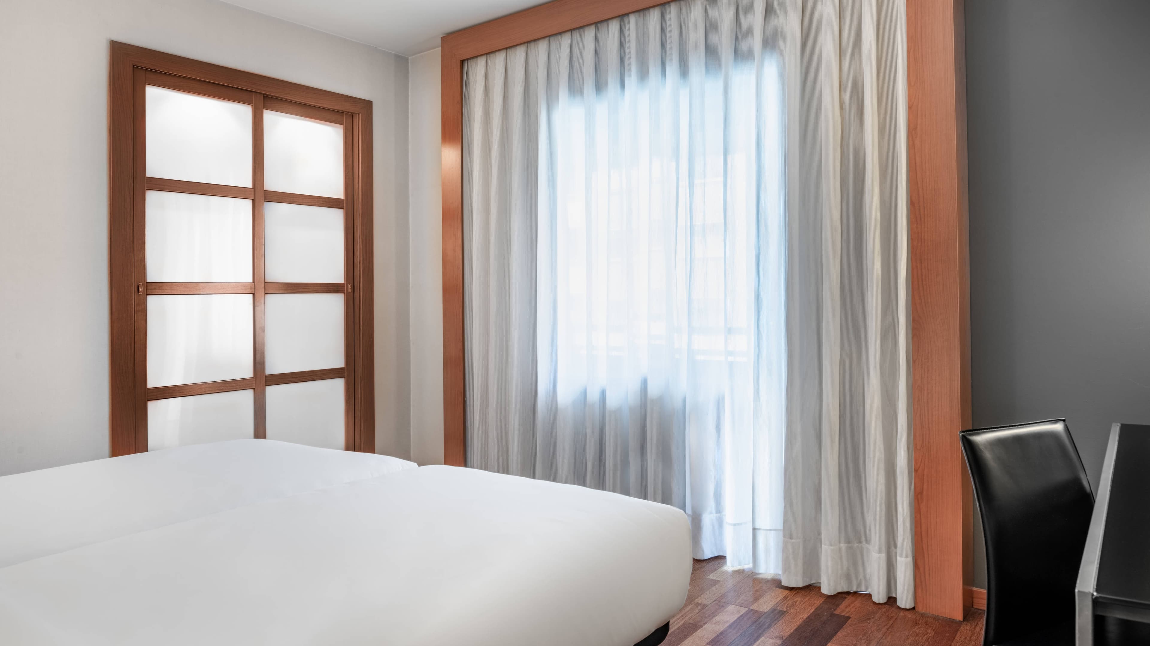 AC Hotel Ponferrada - Image 5