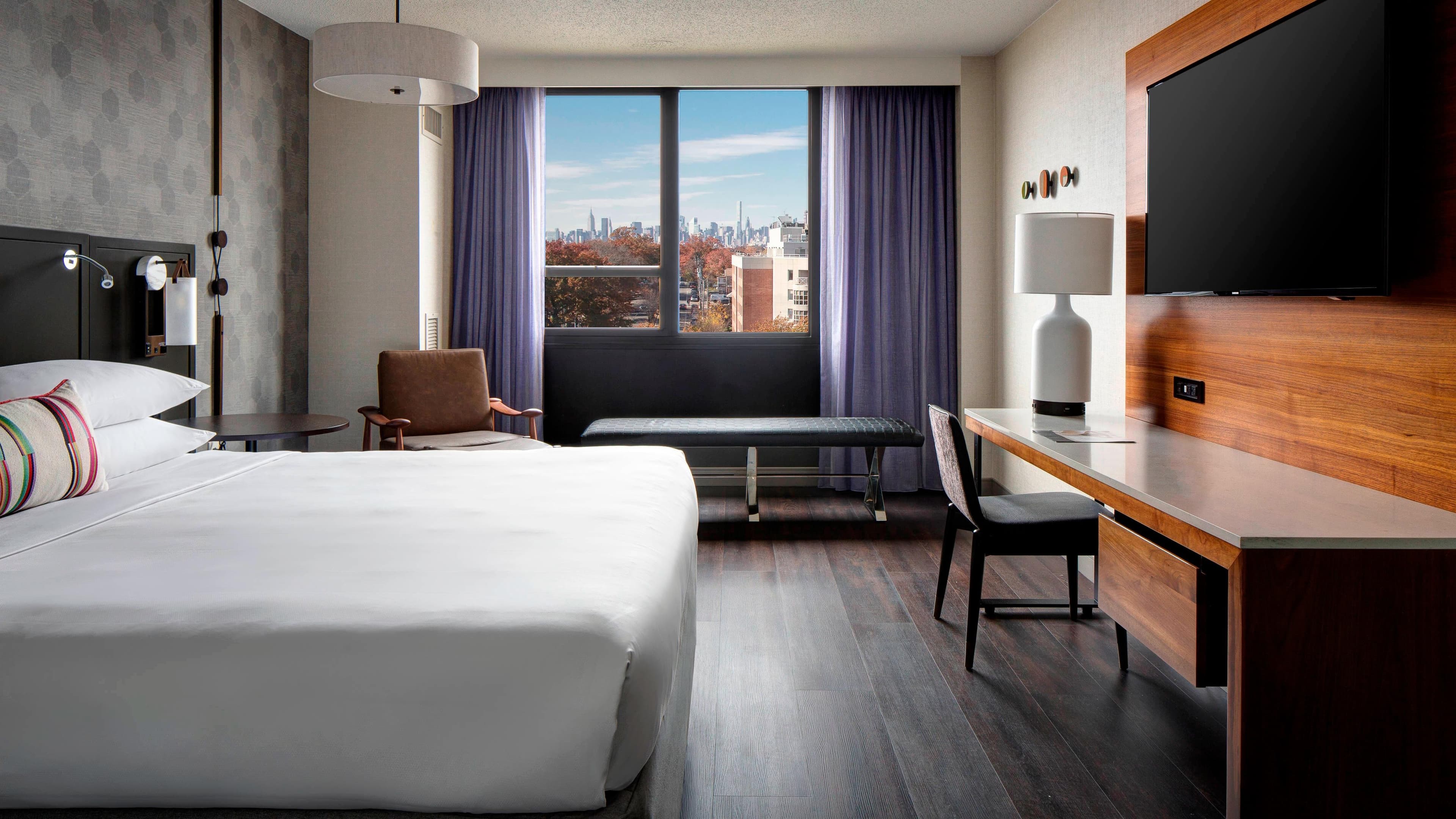 New York LaGuardia Airport Marriott — 11