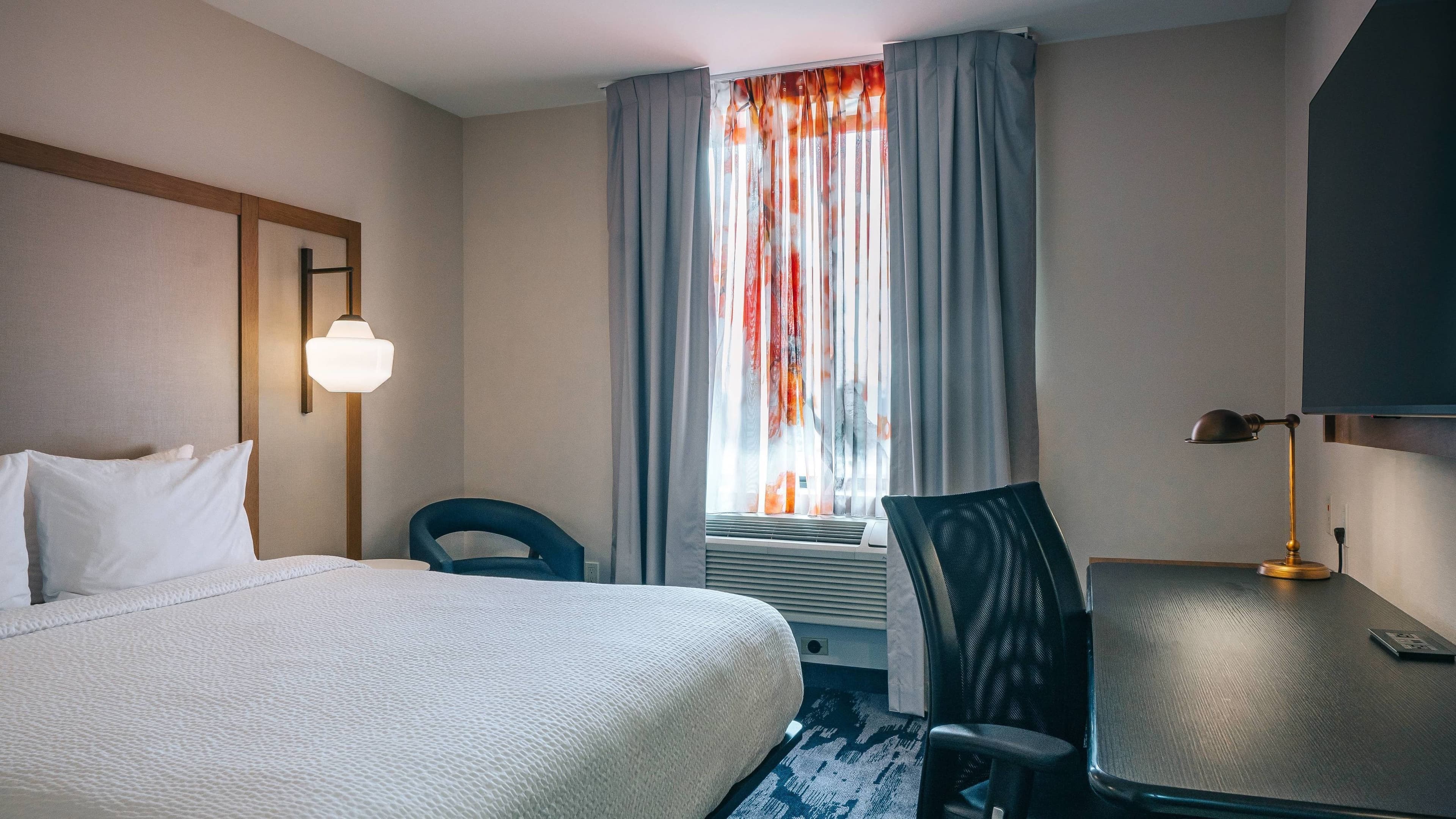 Fairfield Inn New York LaGuardia Airport/Astoria - Image 3
