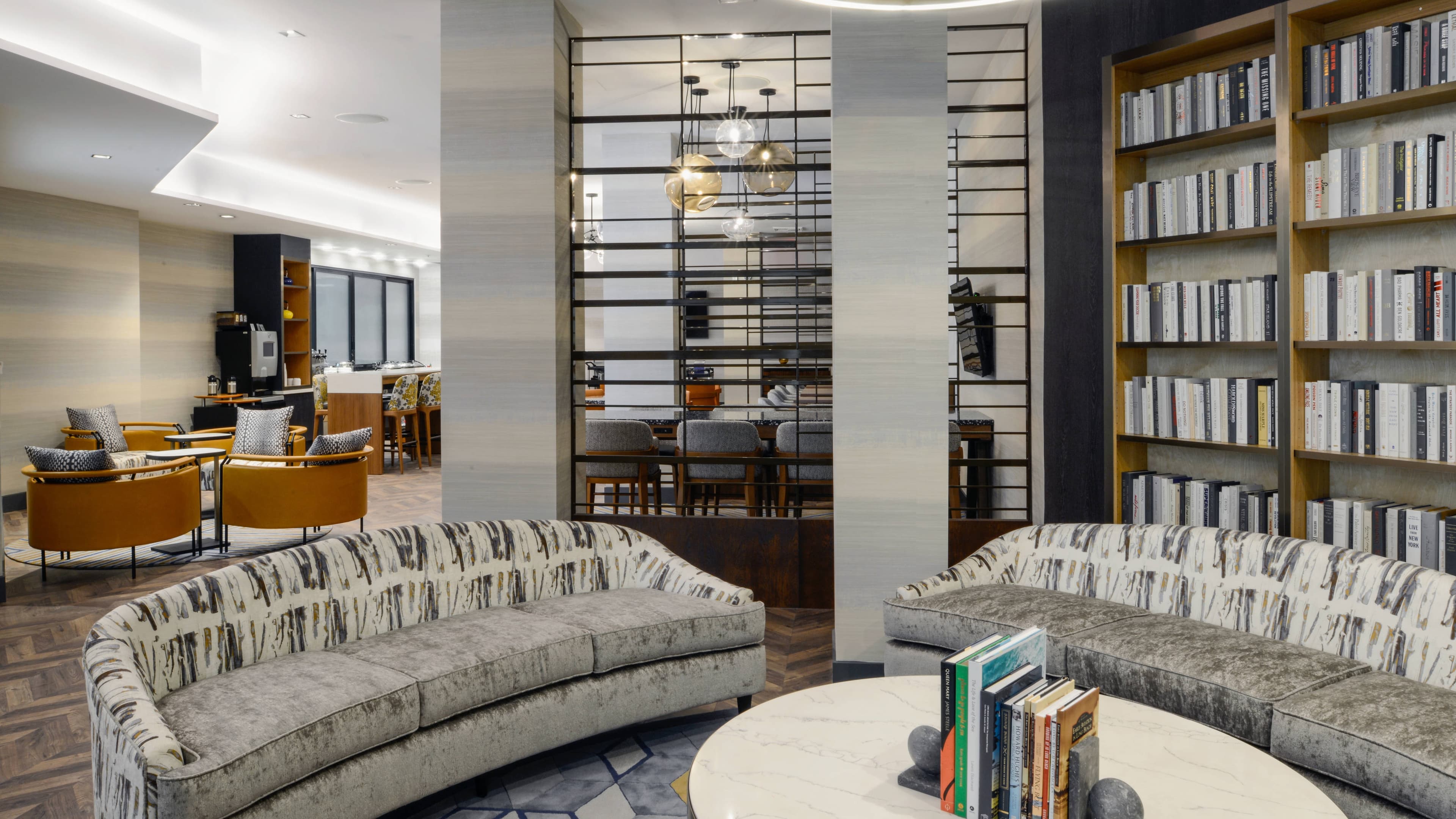 Long Beach Marriott - Image 4