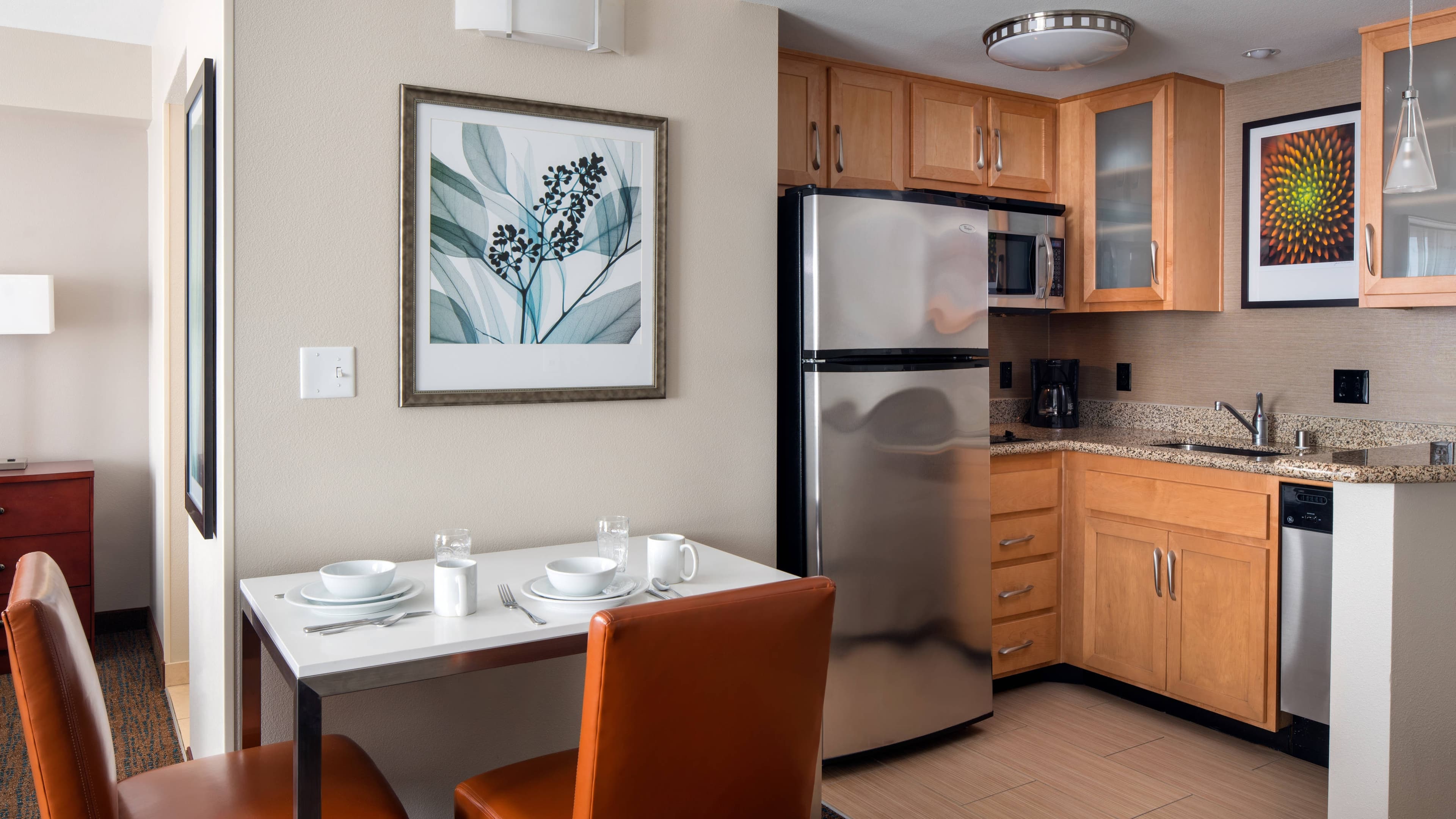 Residence Inn Long Beach Downtown - Image 4