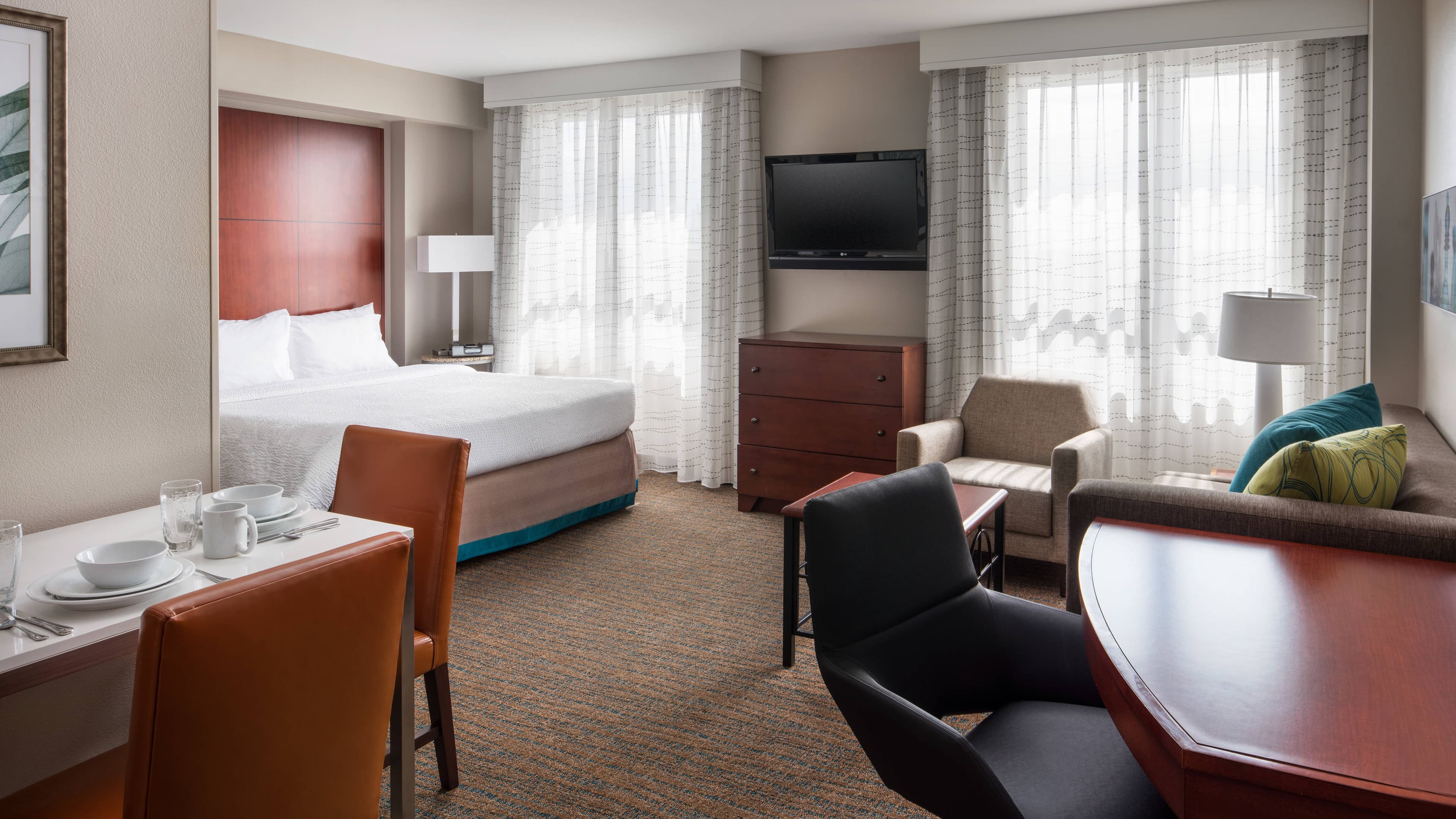 Residence Inn Long Beach Downtown - Image 2