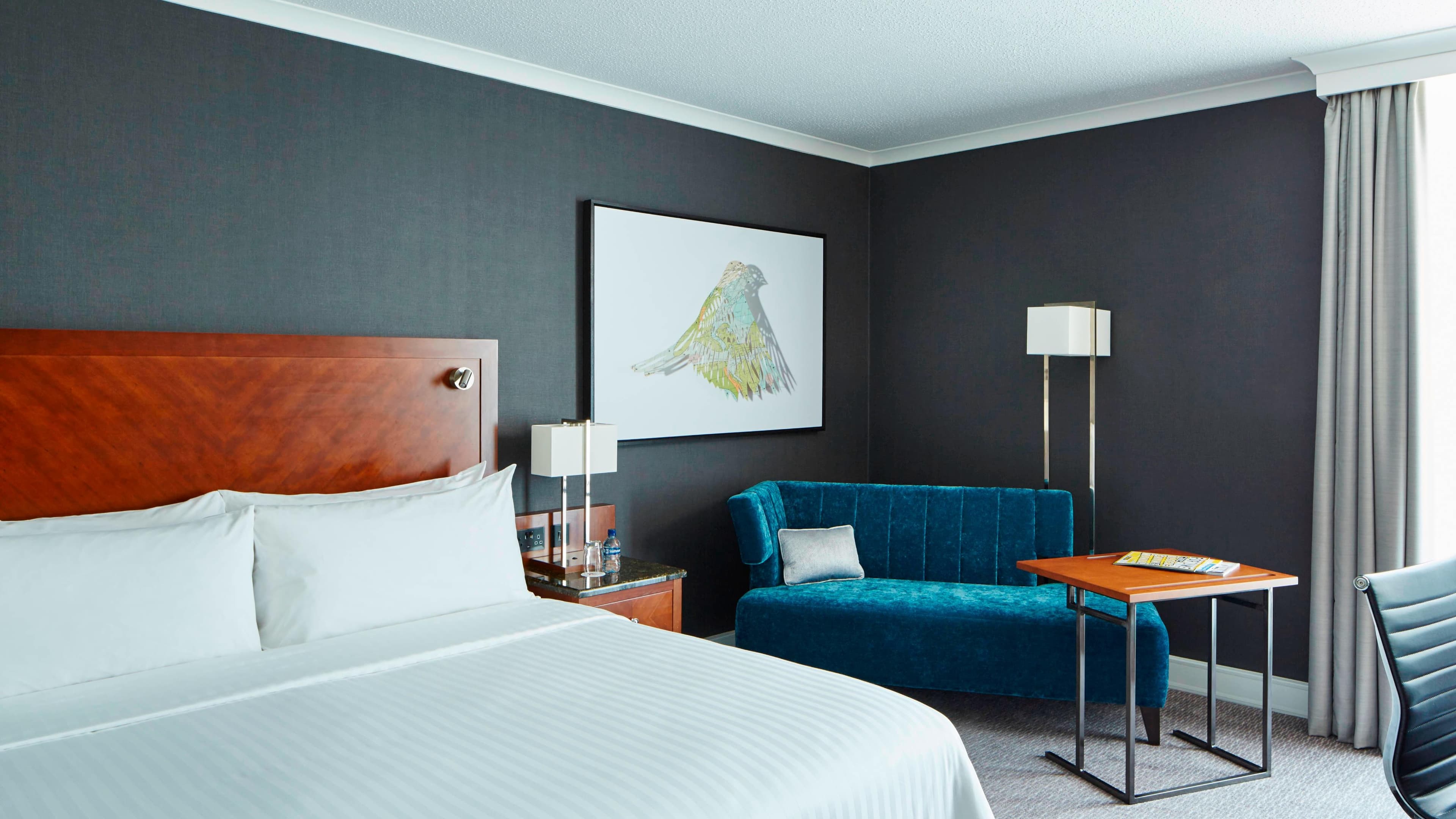 Deluxe Room - Image 8