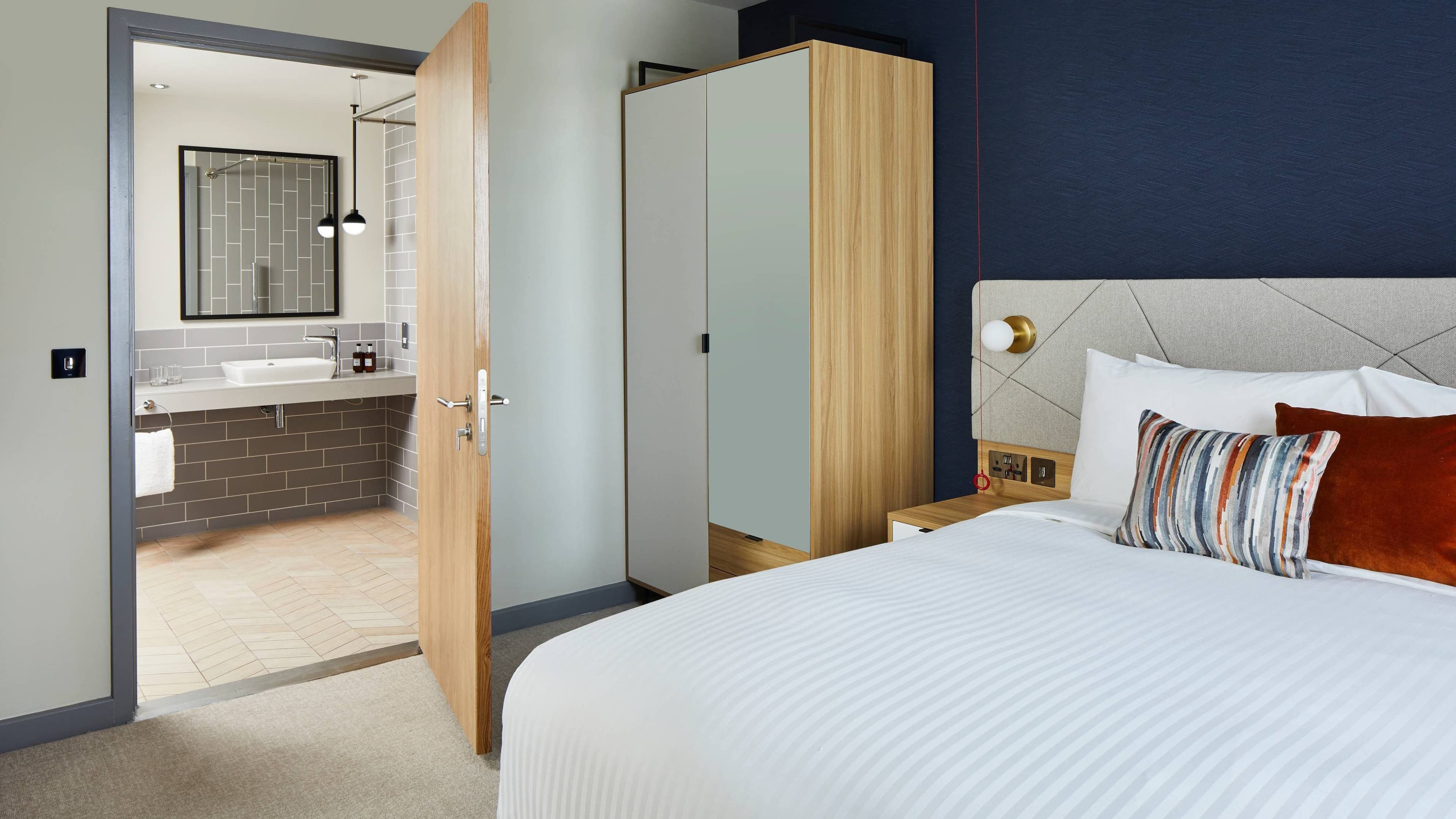 Residence Inn Studio - Image 5