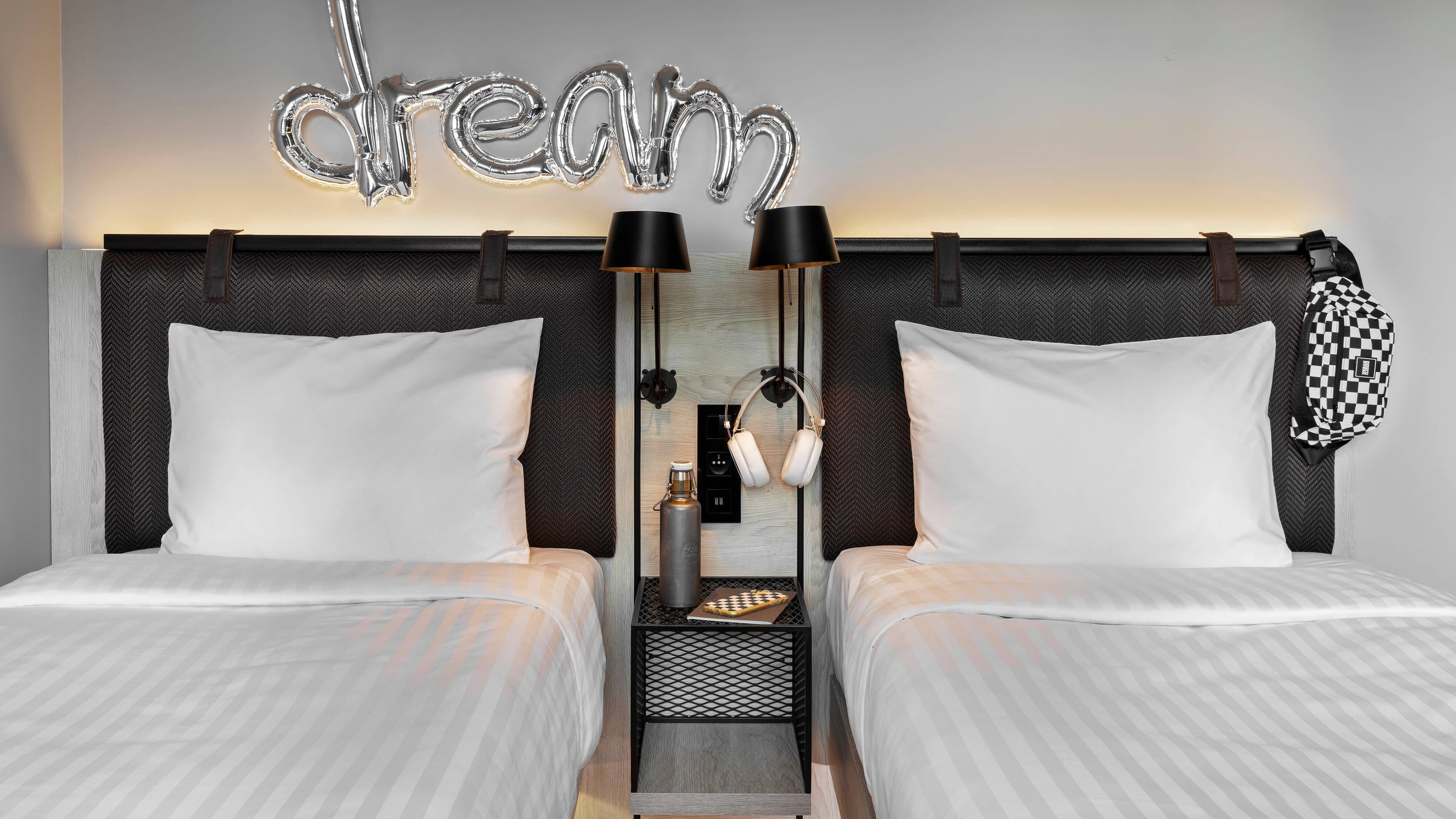 Moxy Sleeper Twin - Image 2