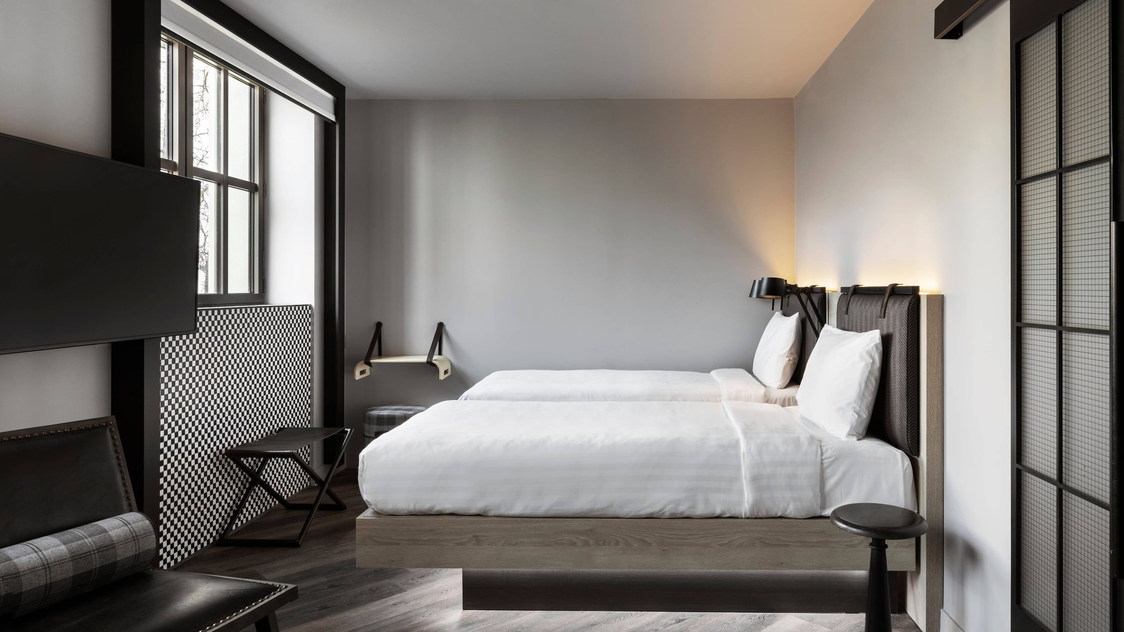 Moxy Sleeper Twin - Image 1