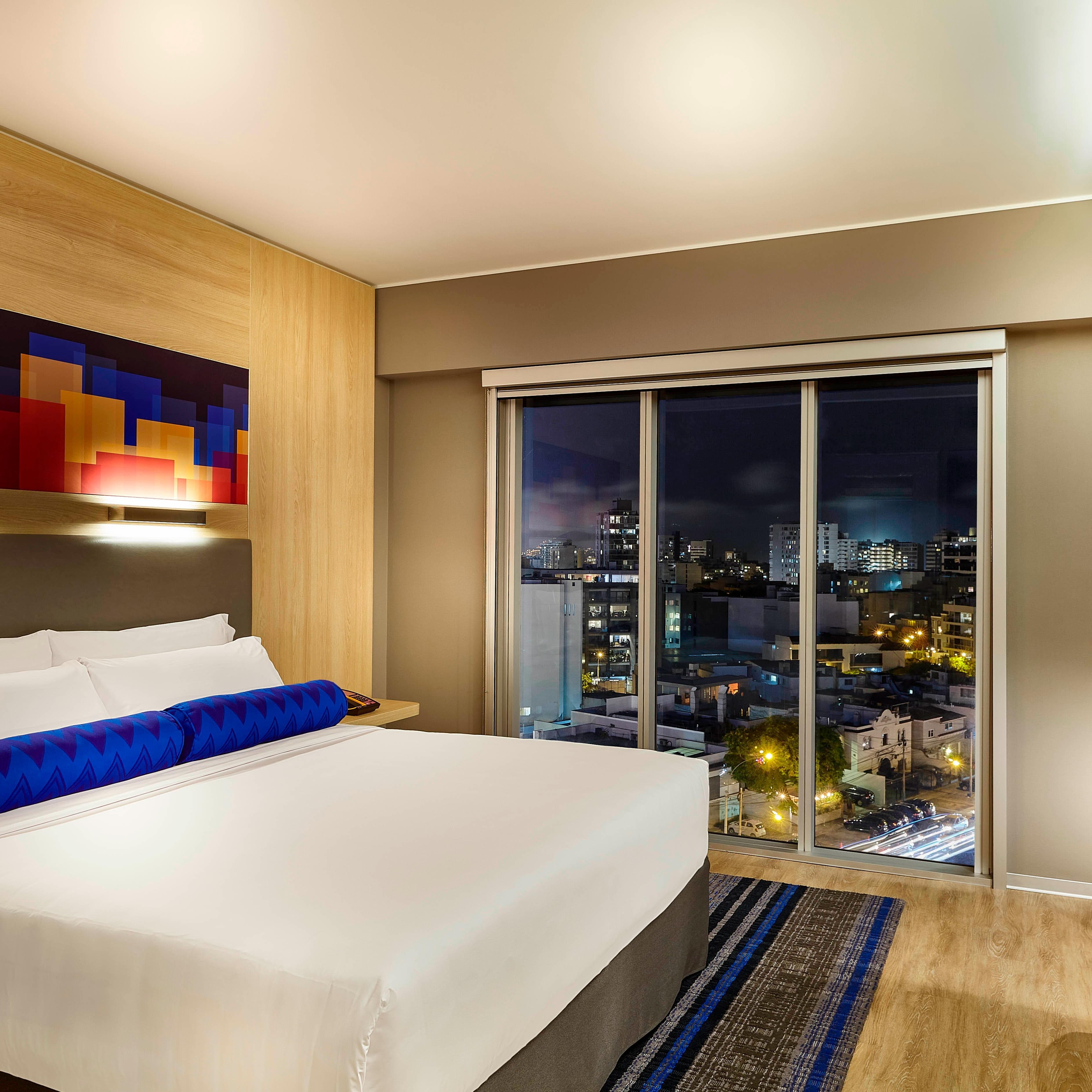 Aloft Lima Miraflores - Image 1