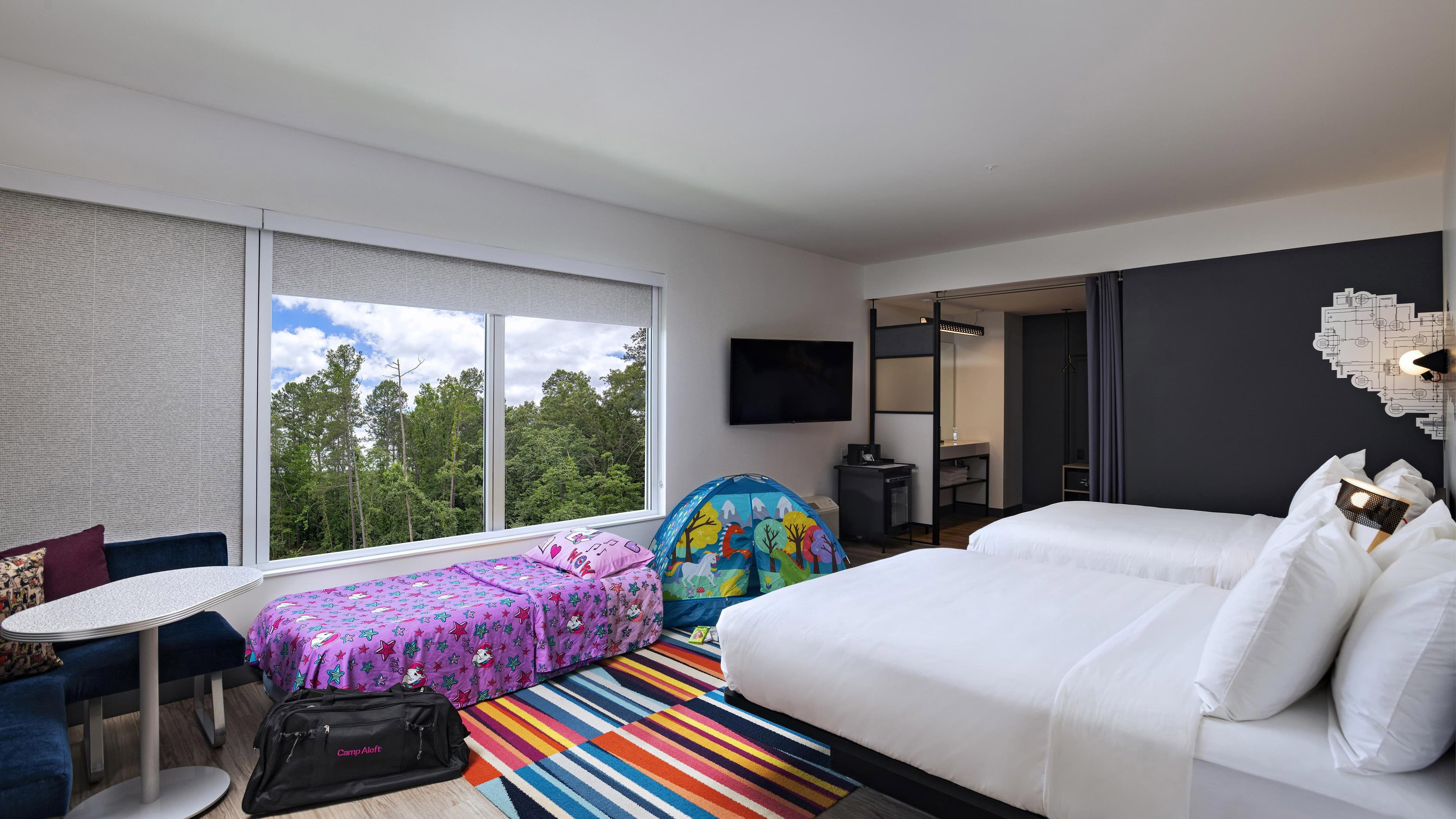 Aloft Little Rock West — 9