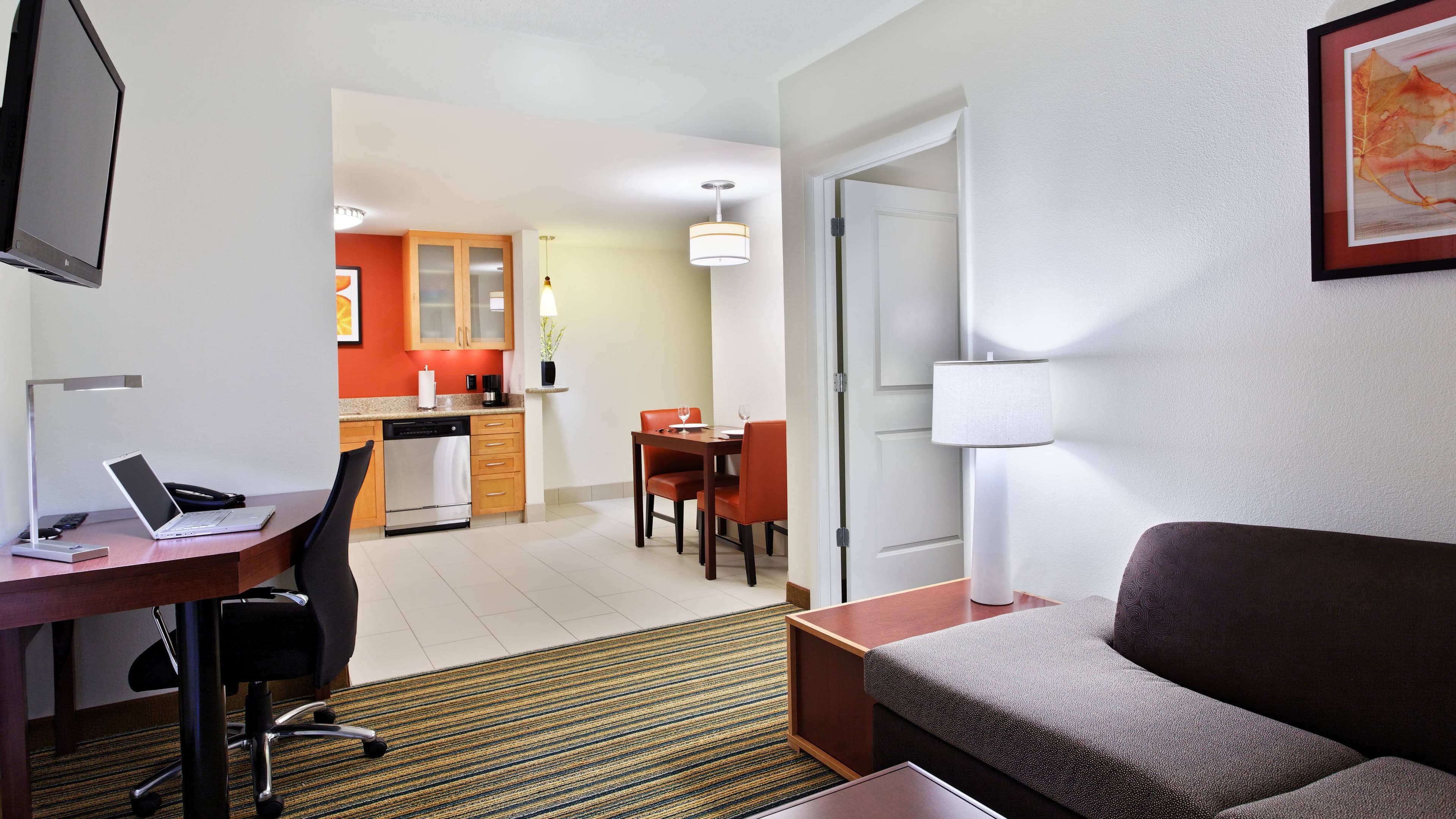 Residence Inn Little Rock Downtown - Image 3