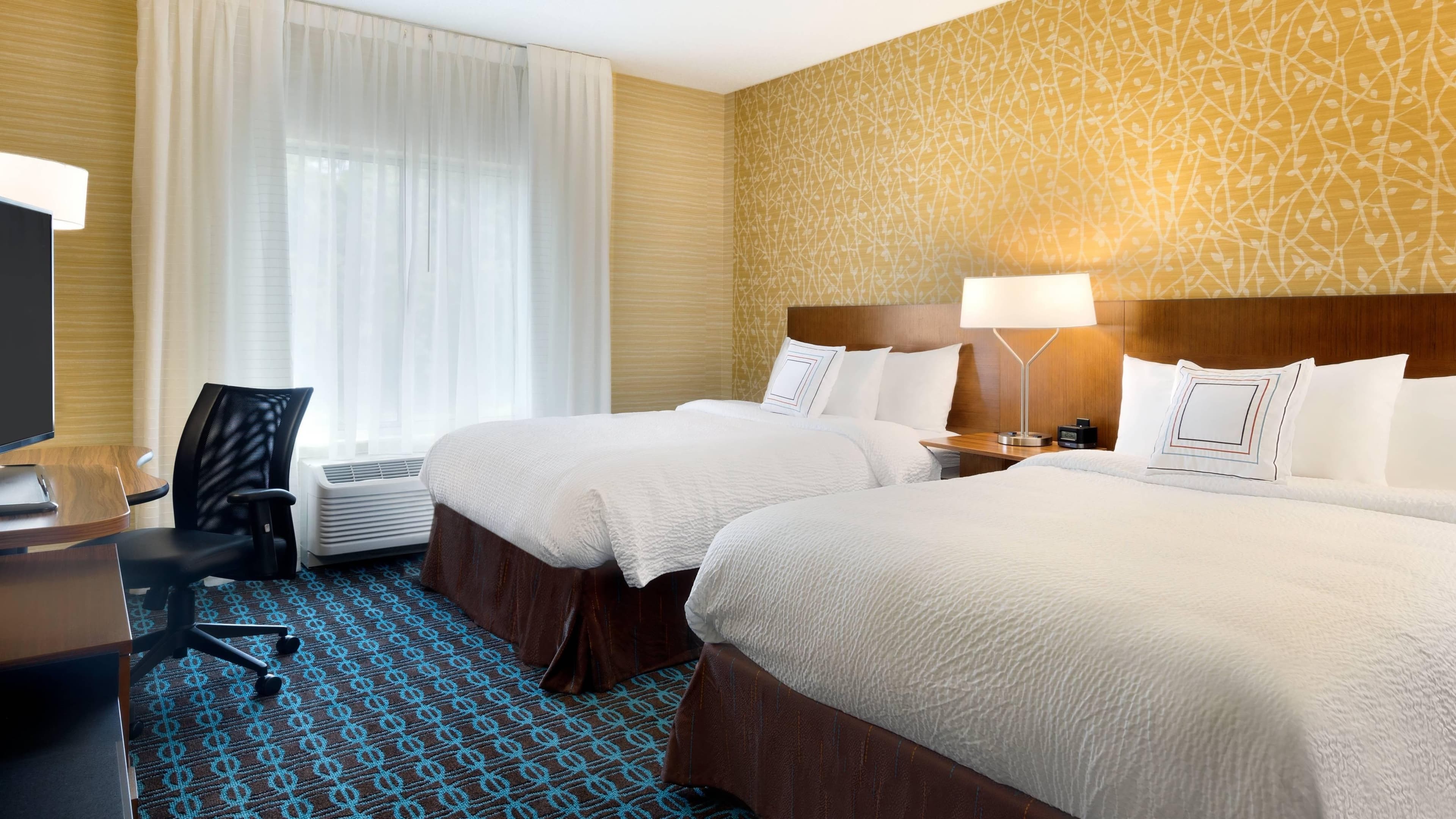 Fairfield Inn & Suites Lancaster East at The Outlets — 11