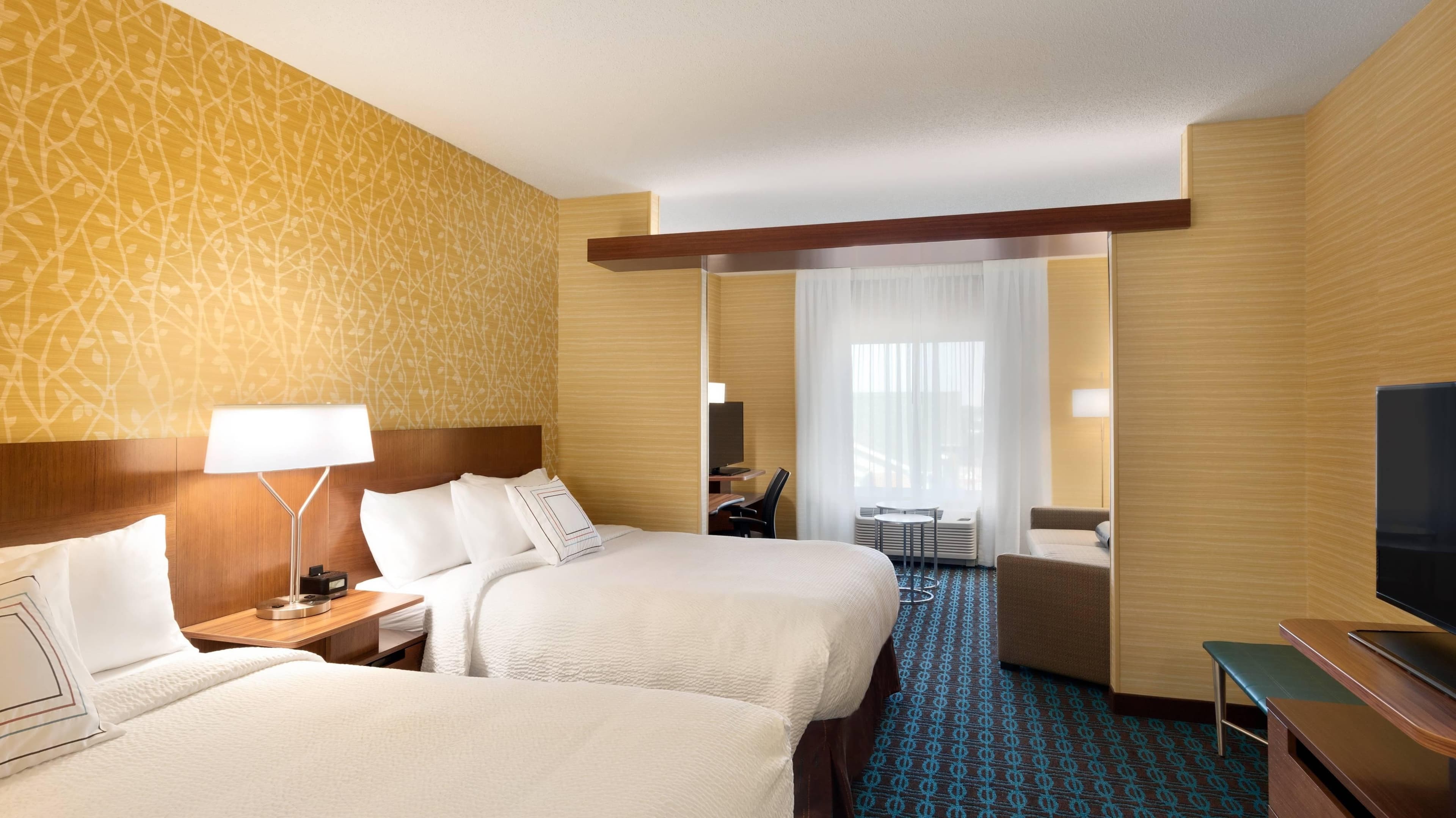 Fairfield Inn & Suites Lancaster East at The Outlets — 7