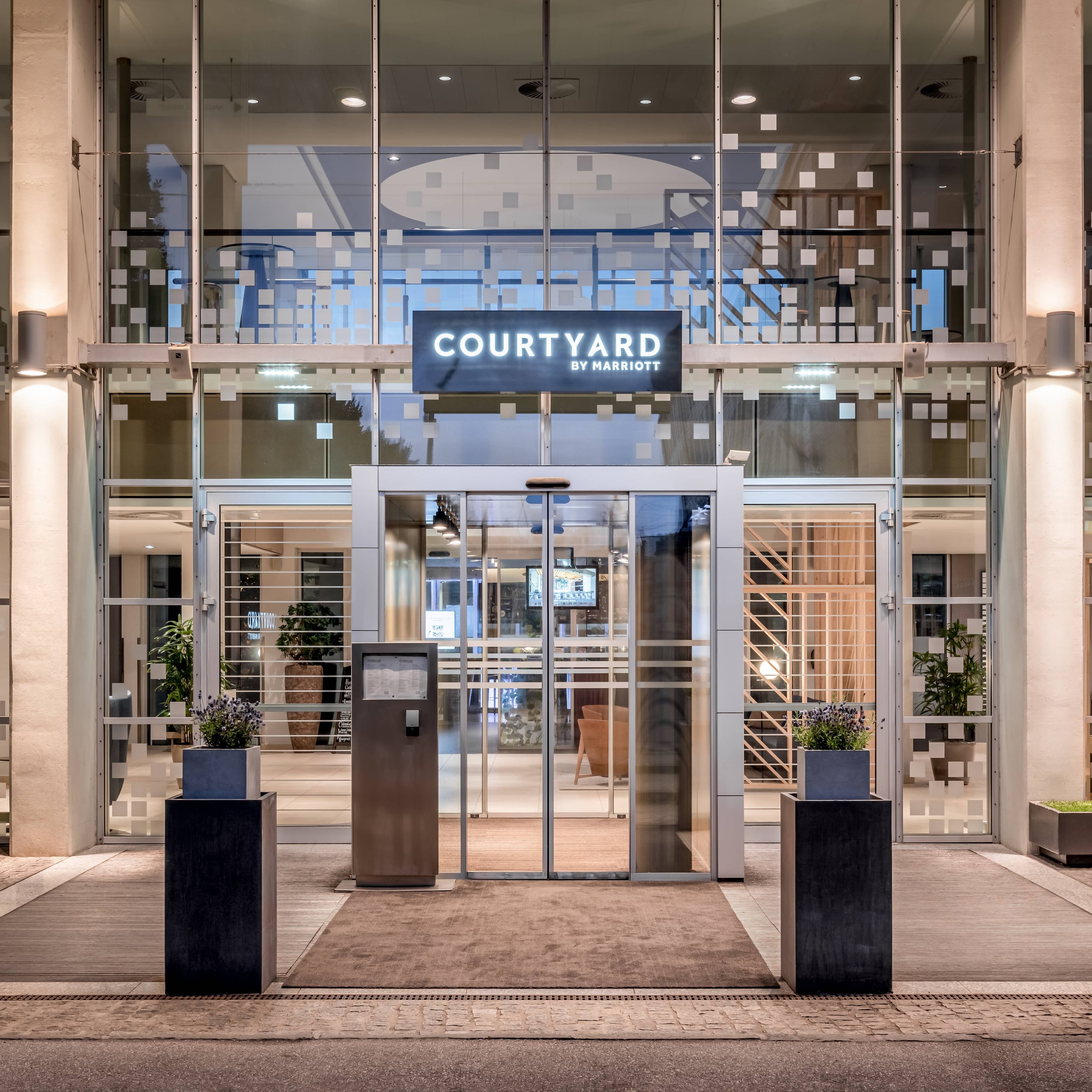 Courtyard Linz - Image 1