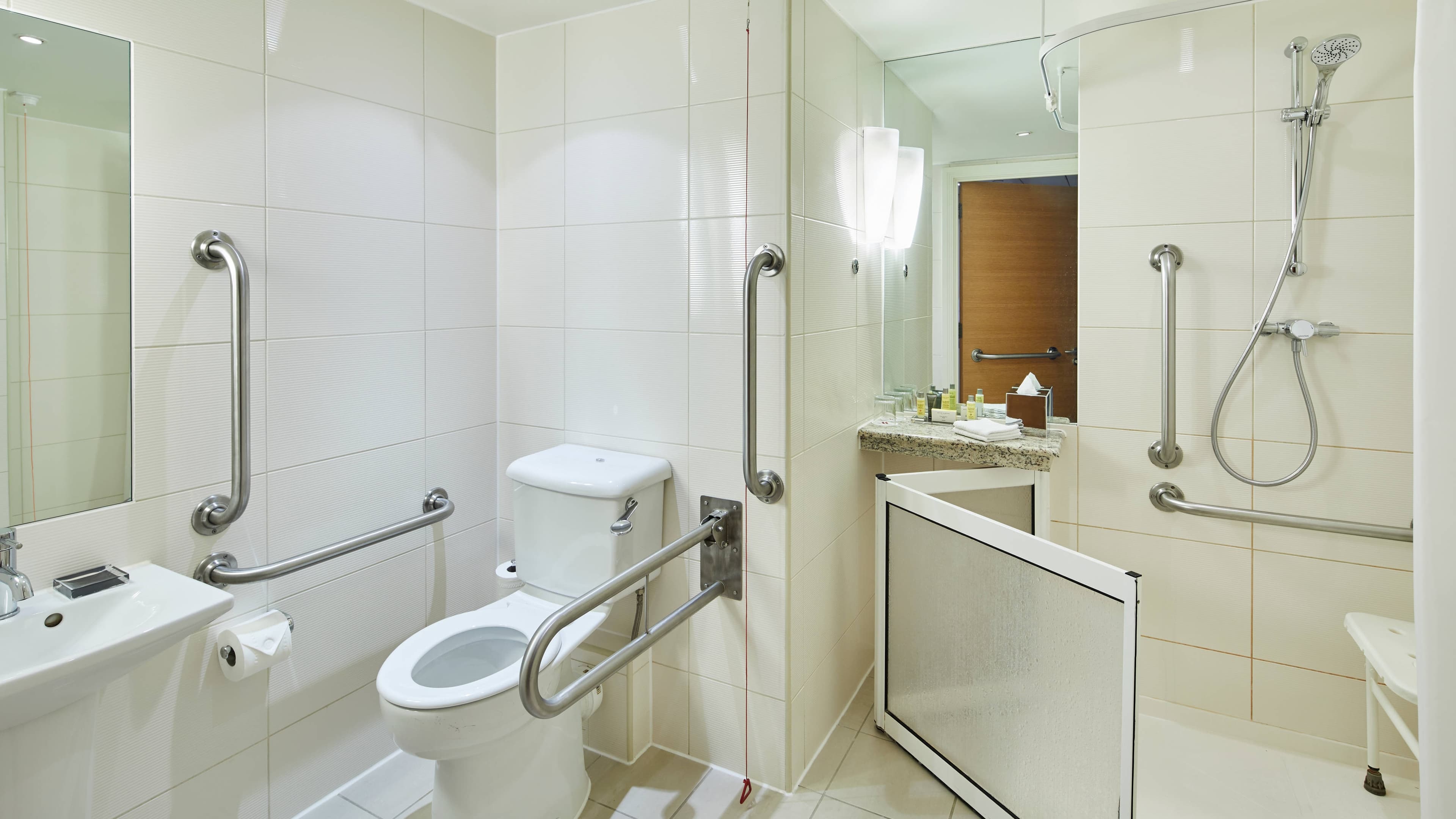 Deluxe Room - Image 6