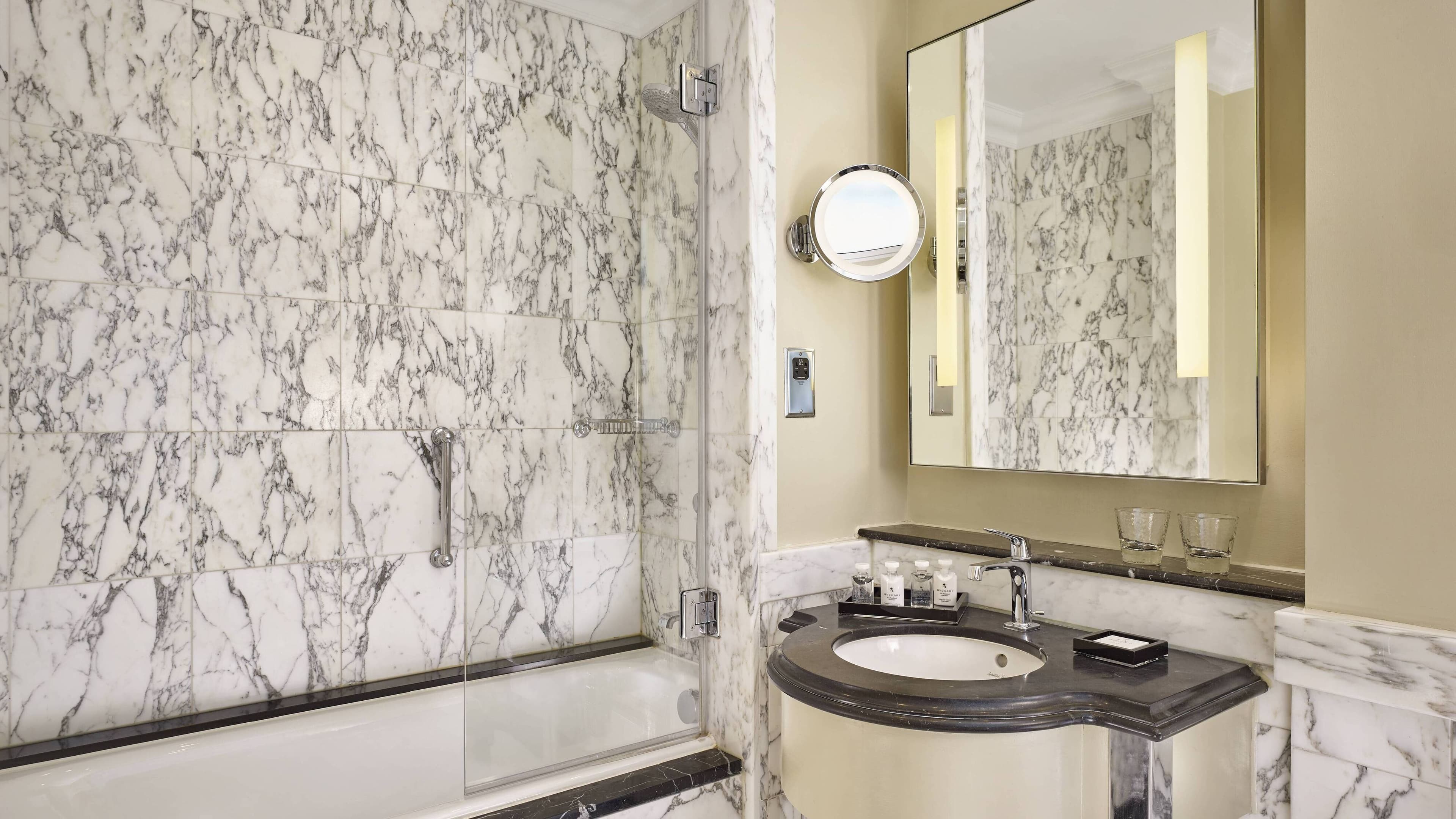 JW Marriott Grosvenor House London — 23