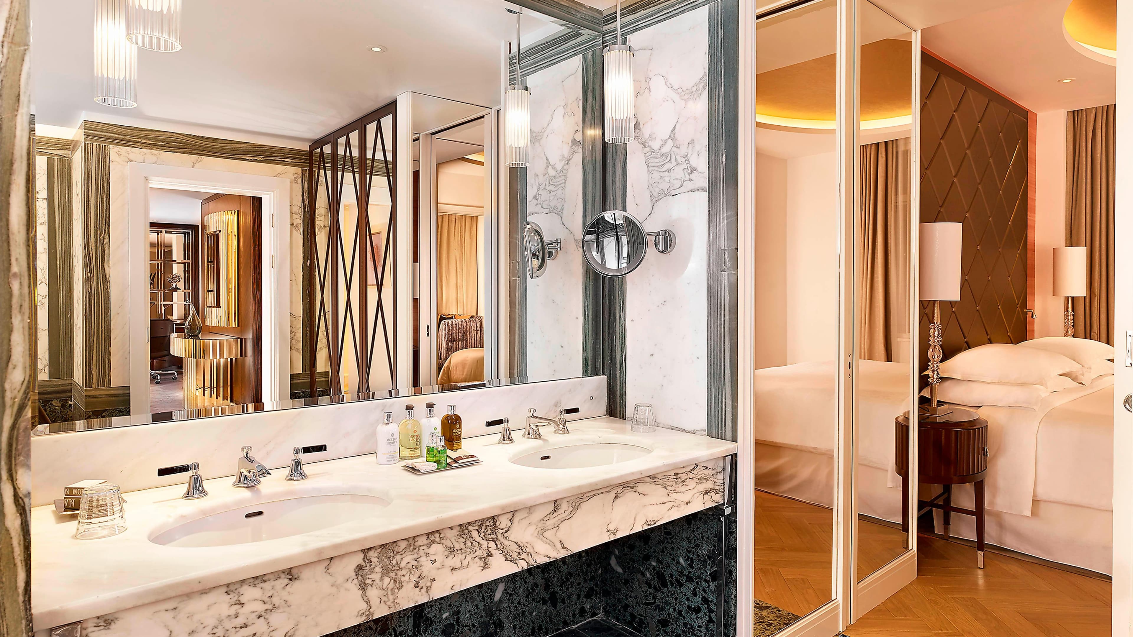 Sheraton Grand London Park Lane — 58