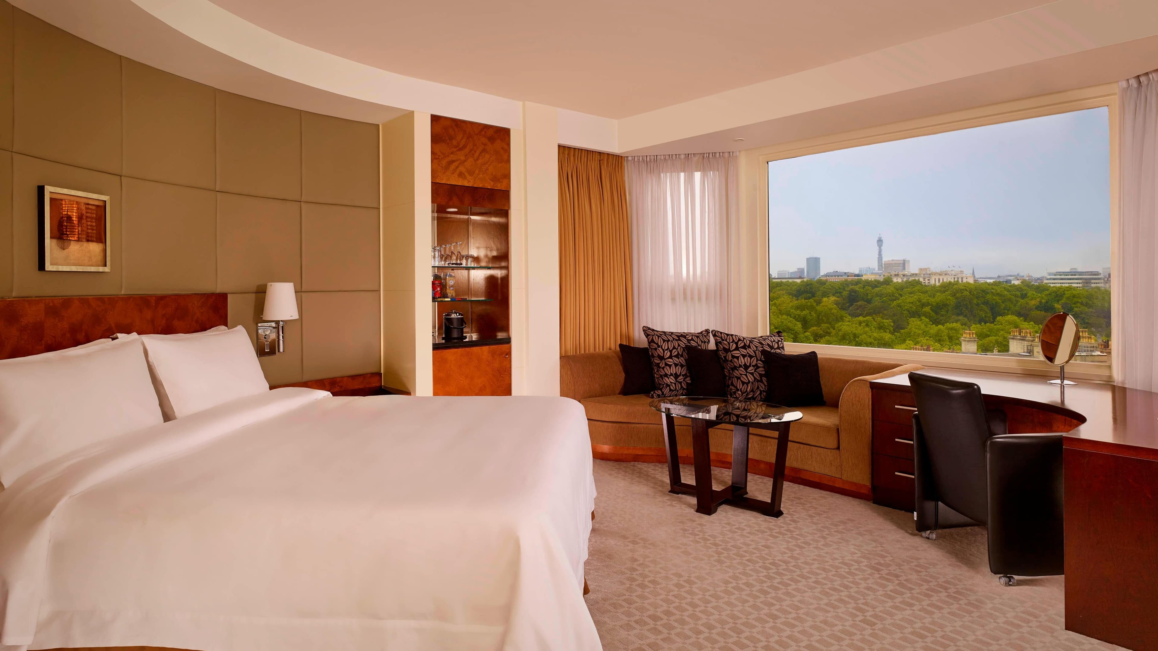 Ruby Lucy Hotel London — 28