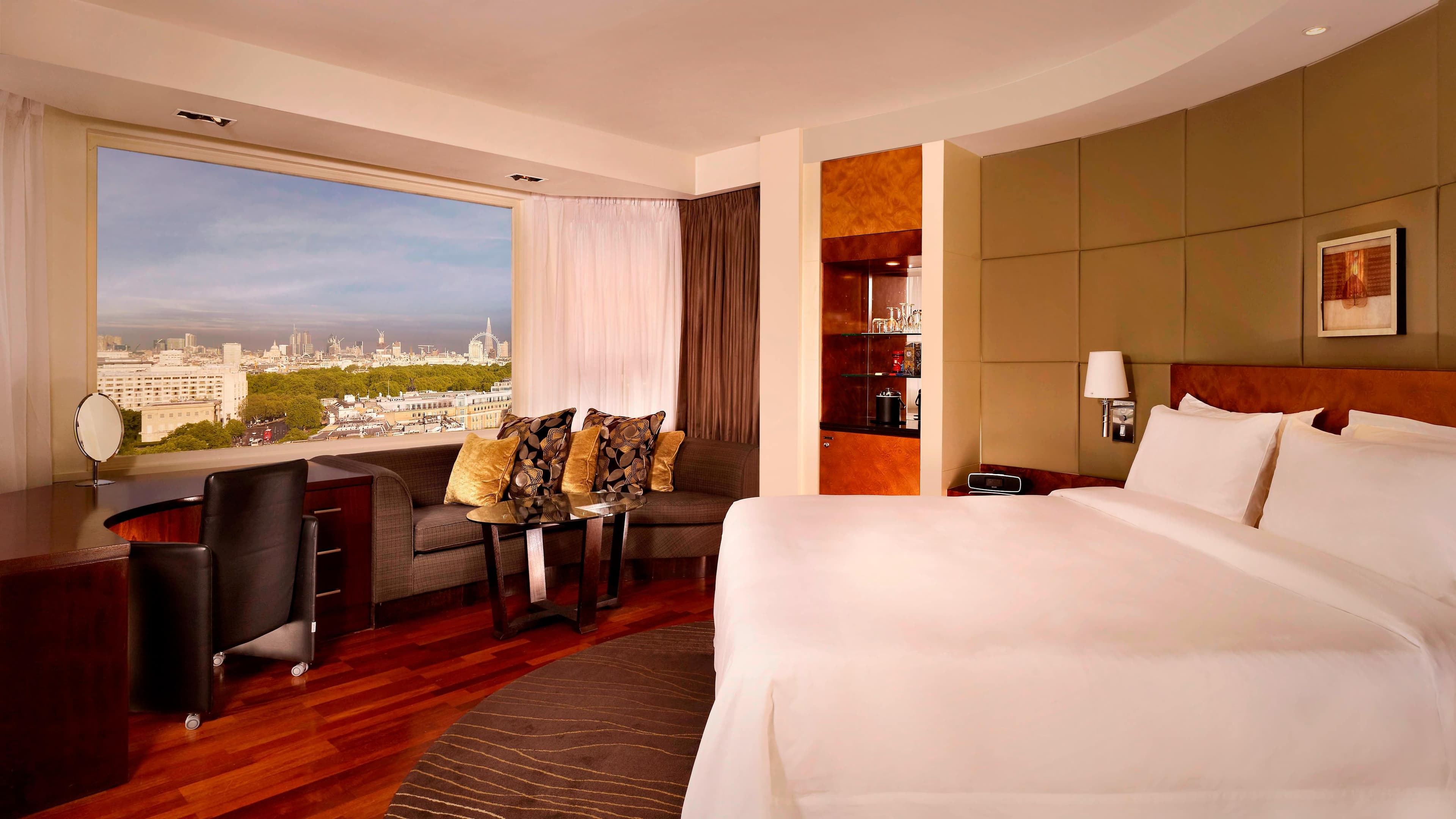 The Park Tower Knightsbridge, a Luxury Collection Hotel, London - Image 3