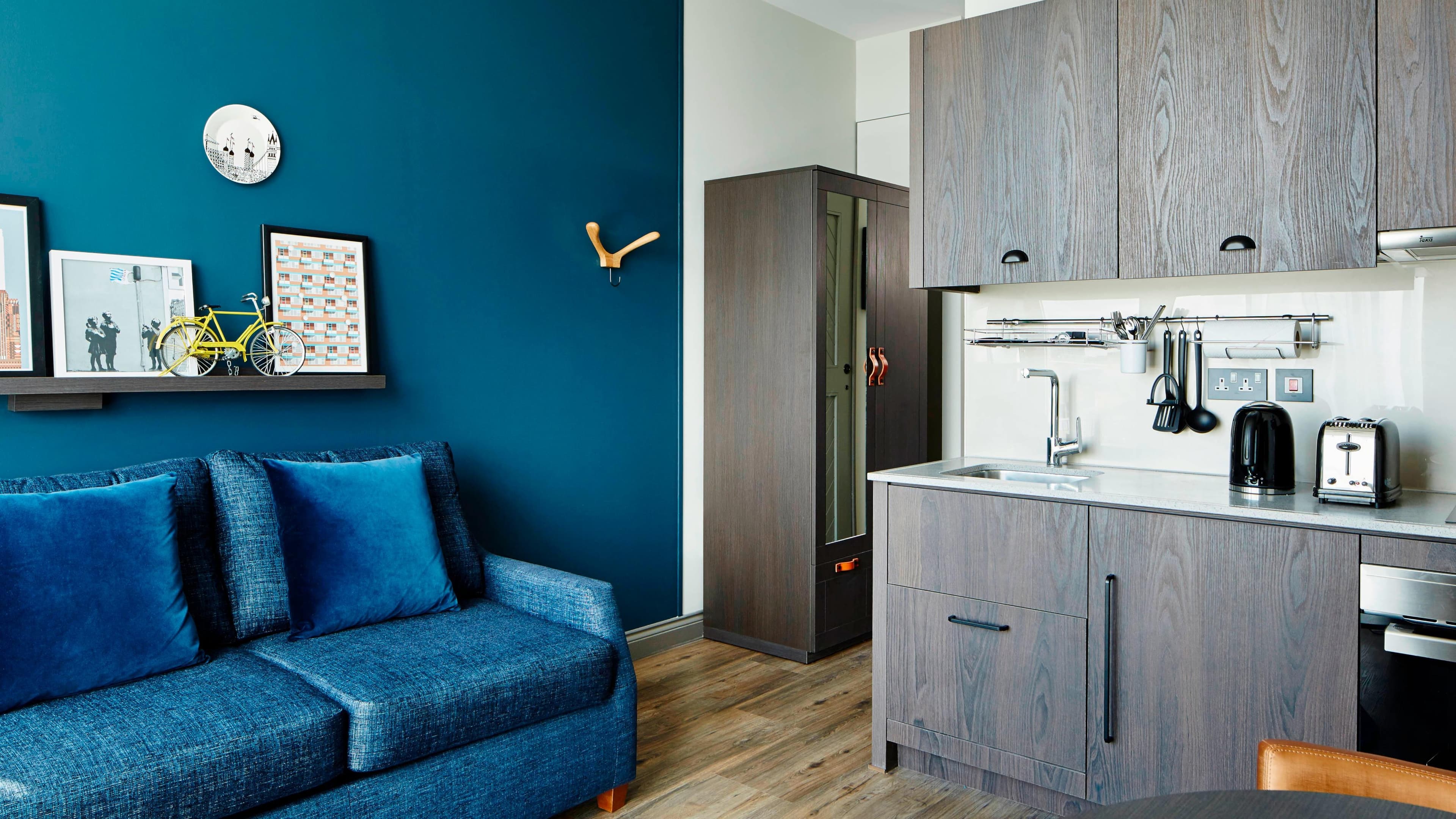 One Bedroom Open Plan - Image 3