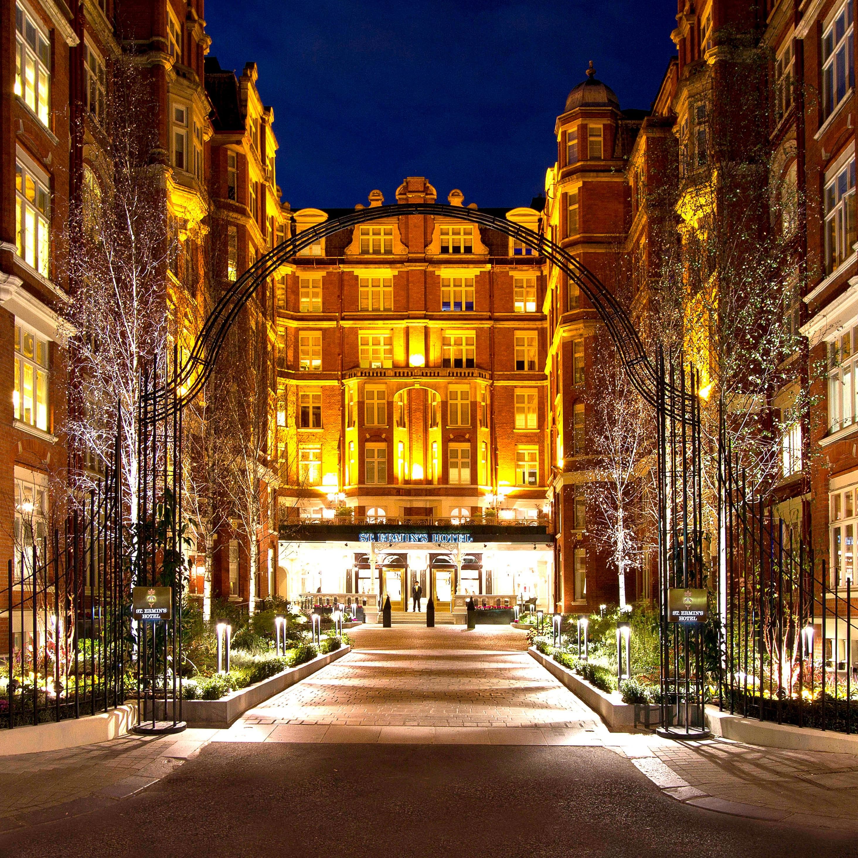 St. Ermin's Hotel, Autograph Collection - Image 1