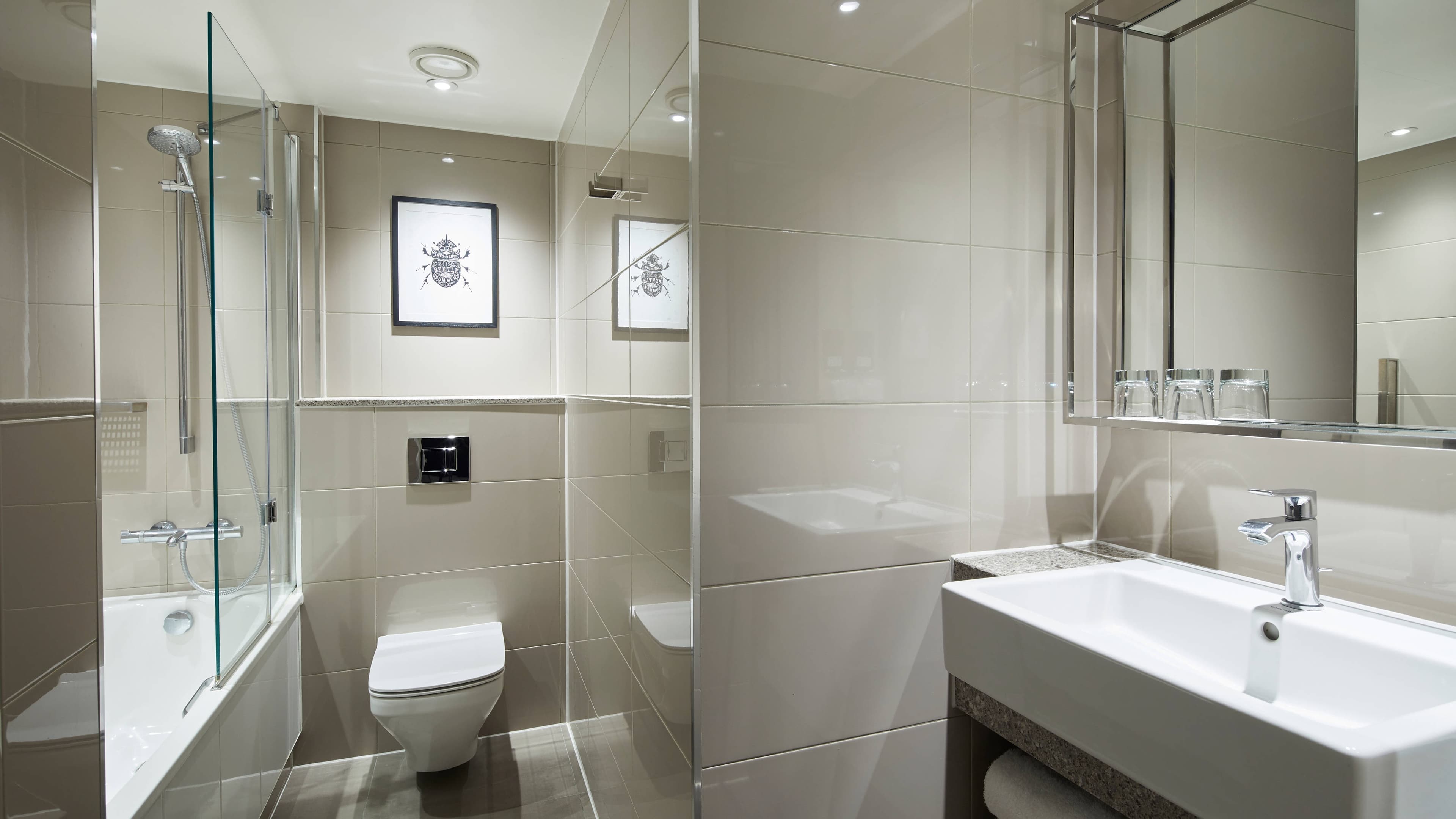 Independent (SPHC) London Bloomsbury Square Hotel — 30