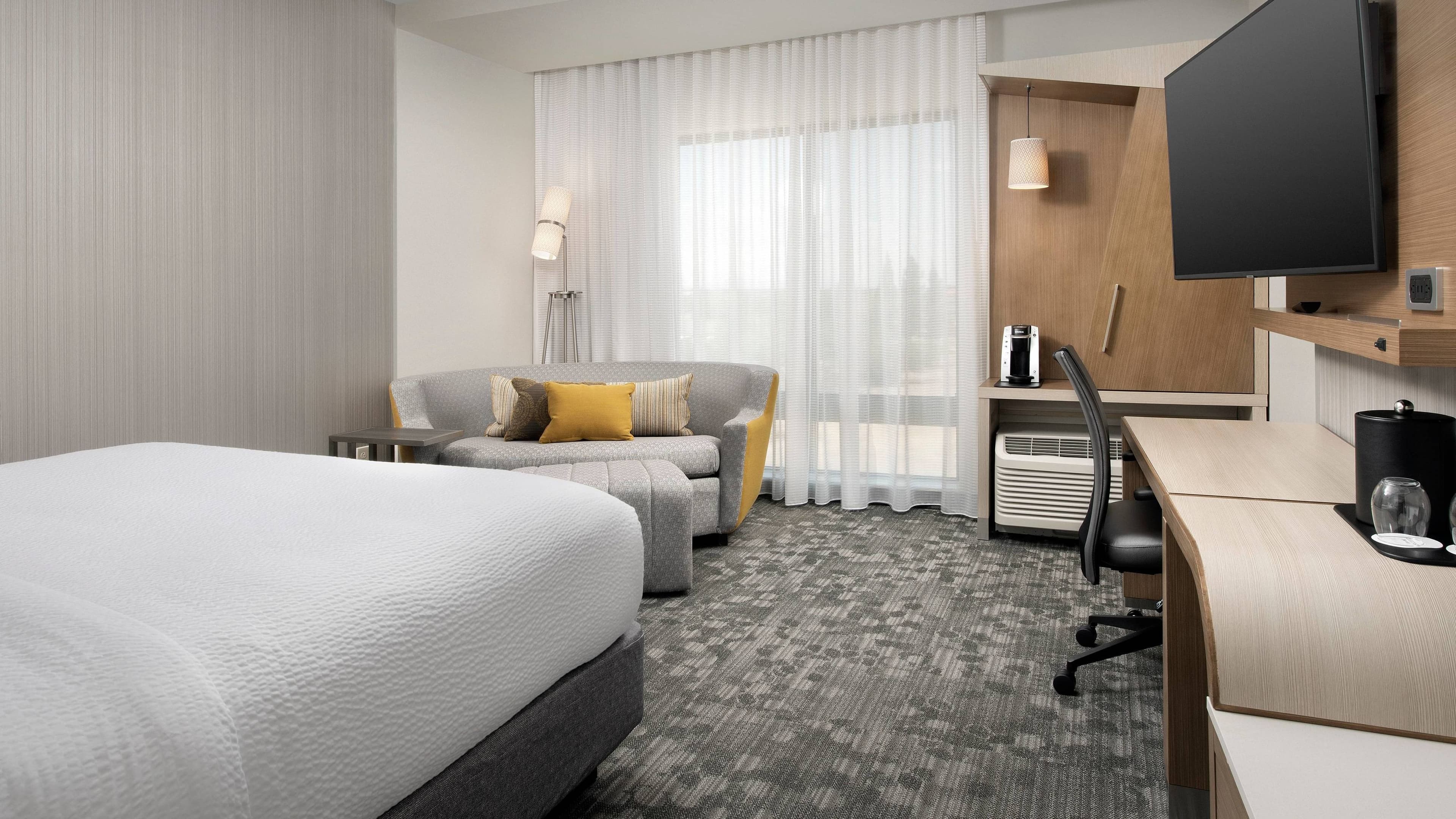 Courtyard by Marriott Las Cruces at NMSU - Image 2