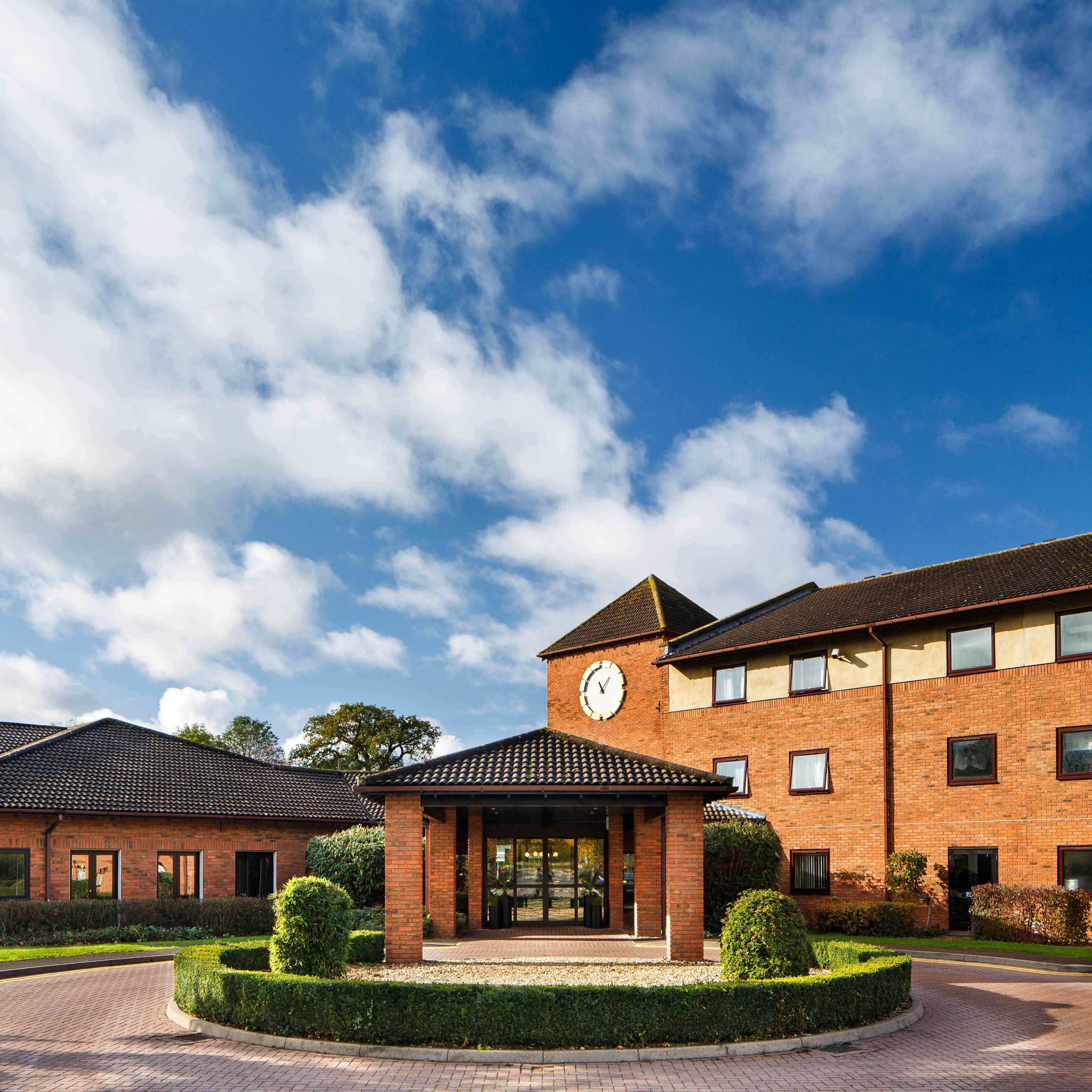 Delta Hotels Milton Keynes - Image 1